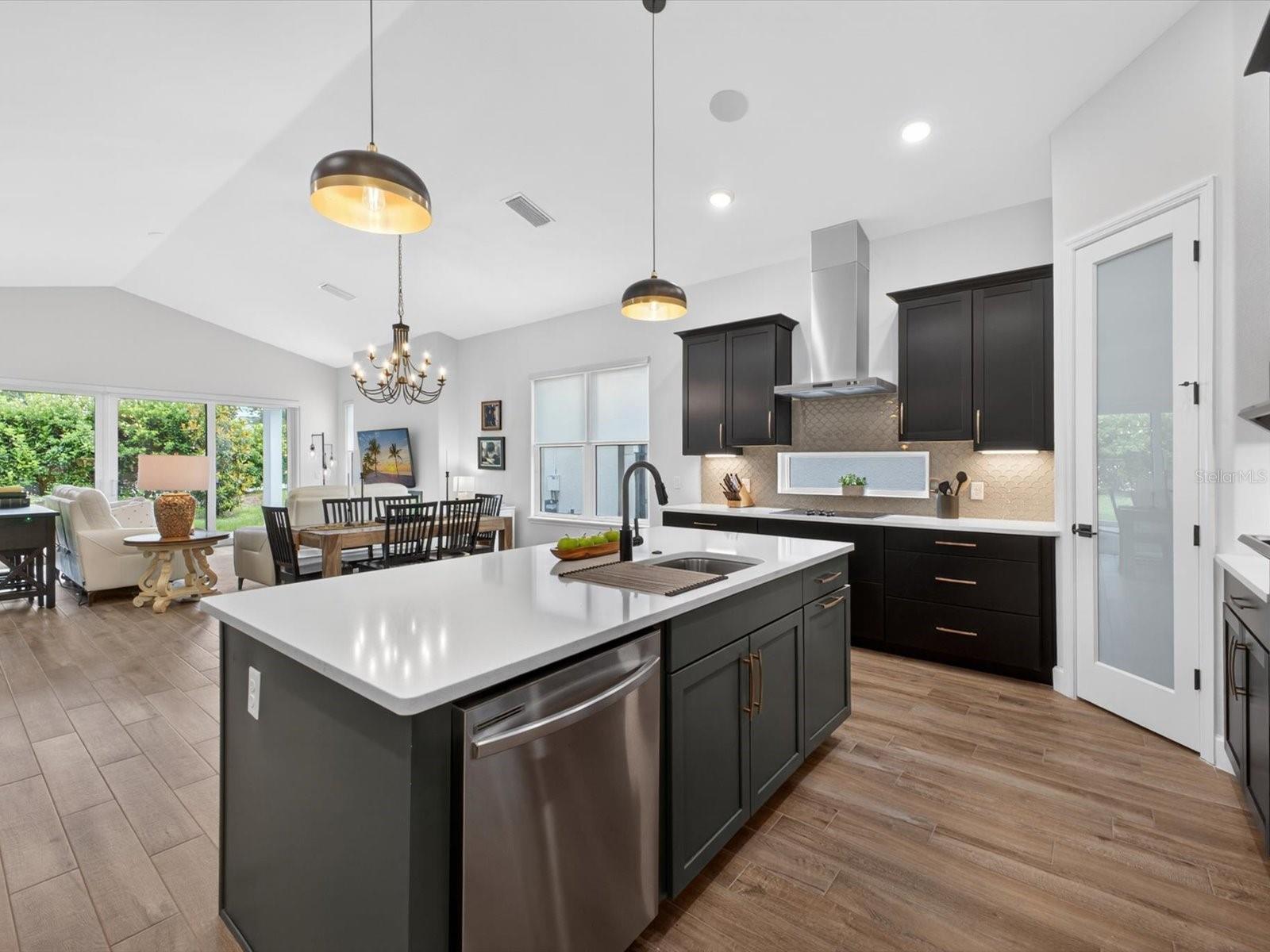 HAMPTON LANDING/PROVIDENCE - Residential