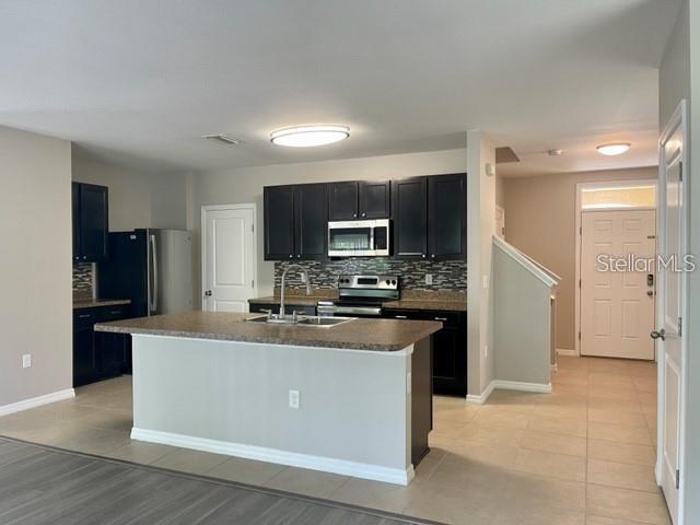 WALDEN WOODS SINGLE FAMILY - Residential Lease