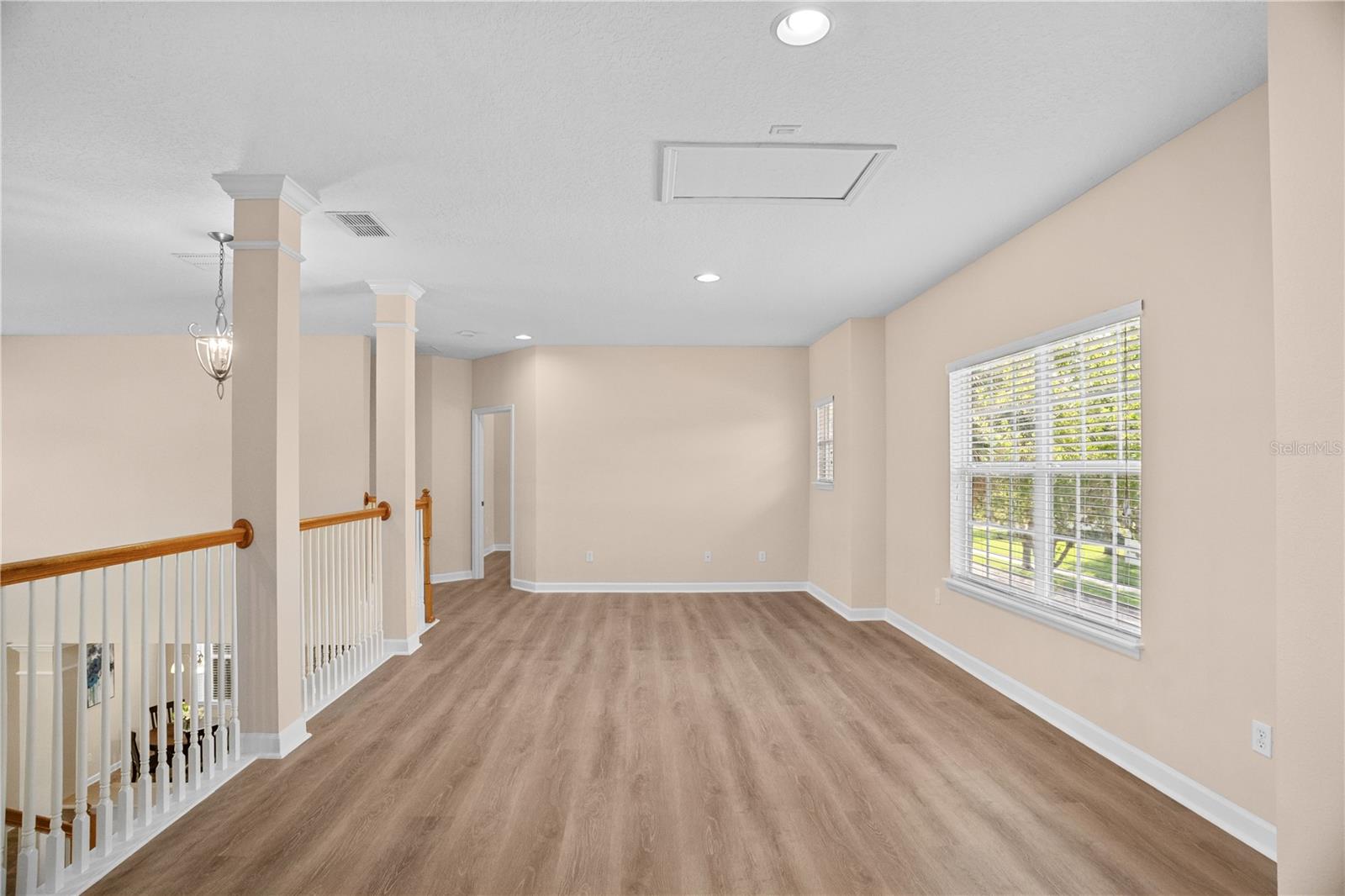 AVALON PARK VILLAGE 06 - Residential