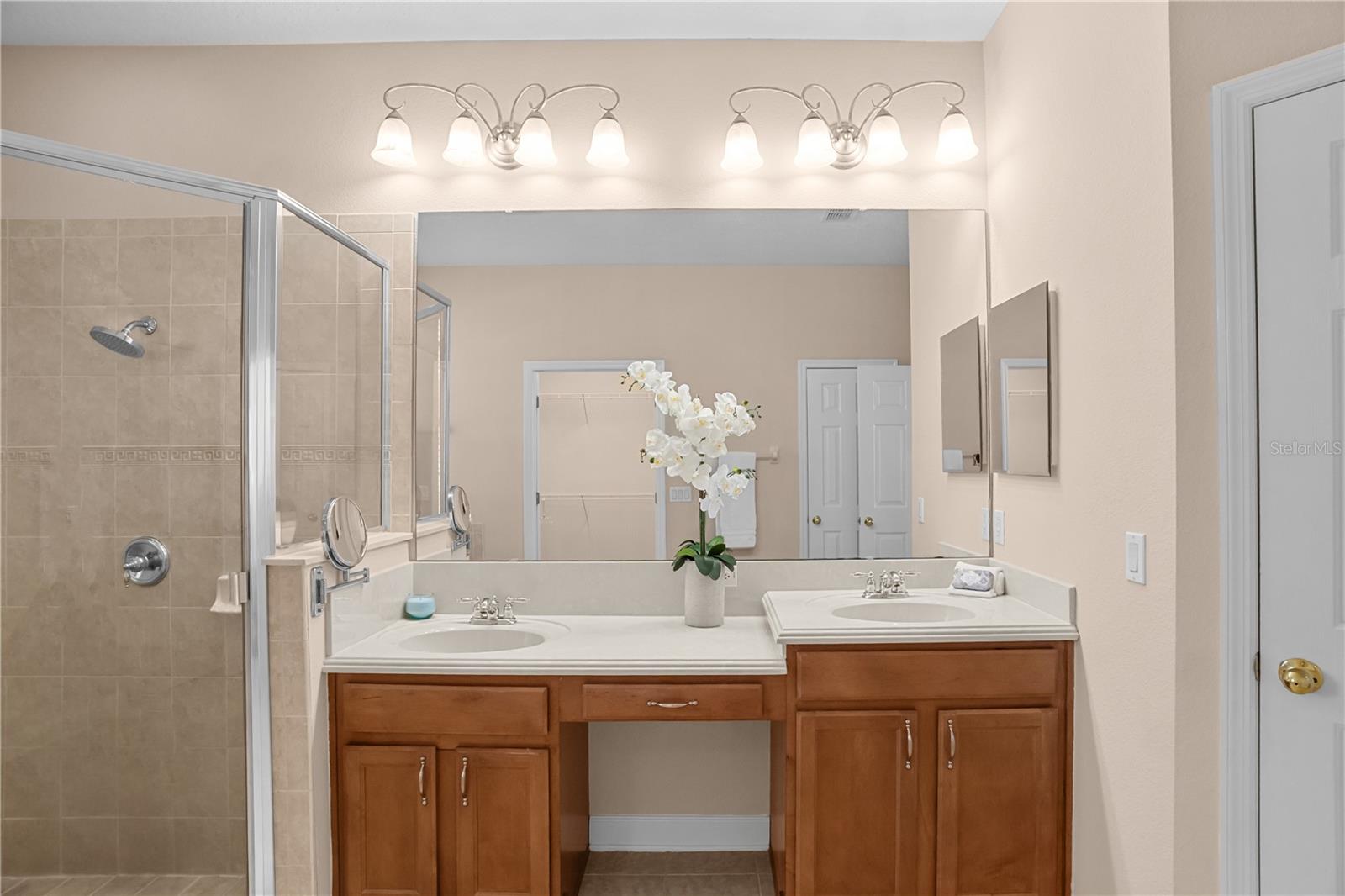 AVALON PARK VILLAGE 06 - Residential