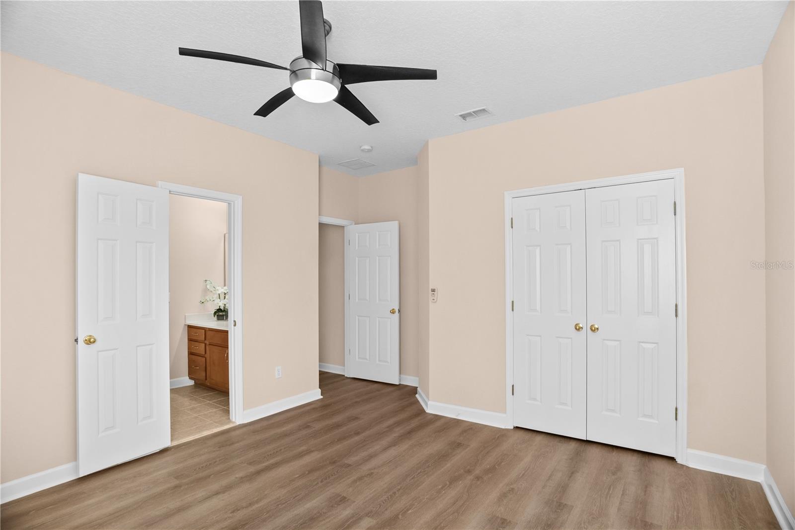 AVALON PARK VILLAGE 06 - Residential