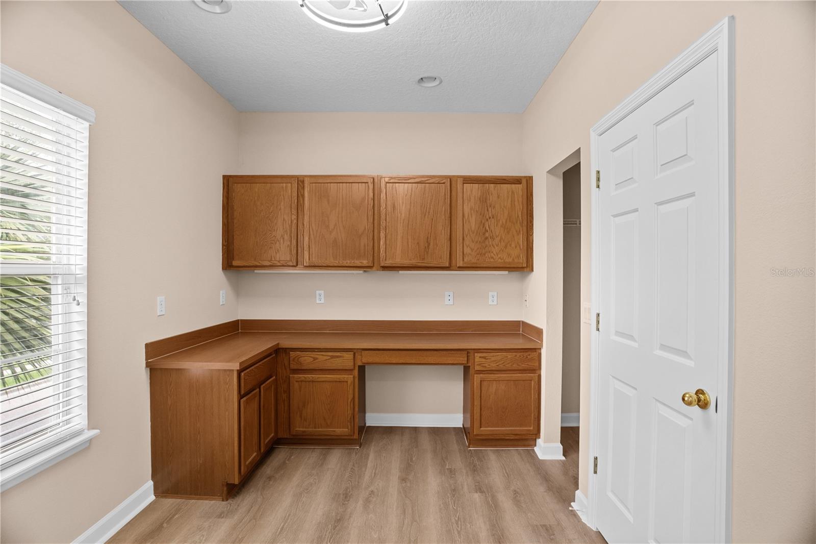 AVALON PARK VILLAGE 06 - Residential