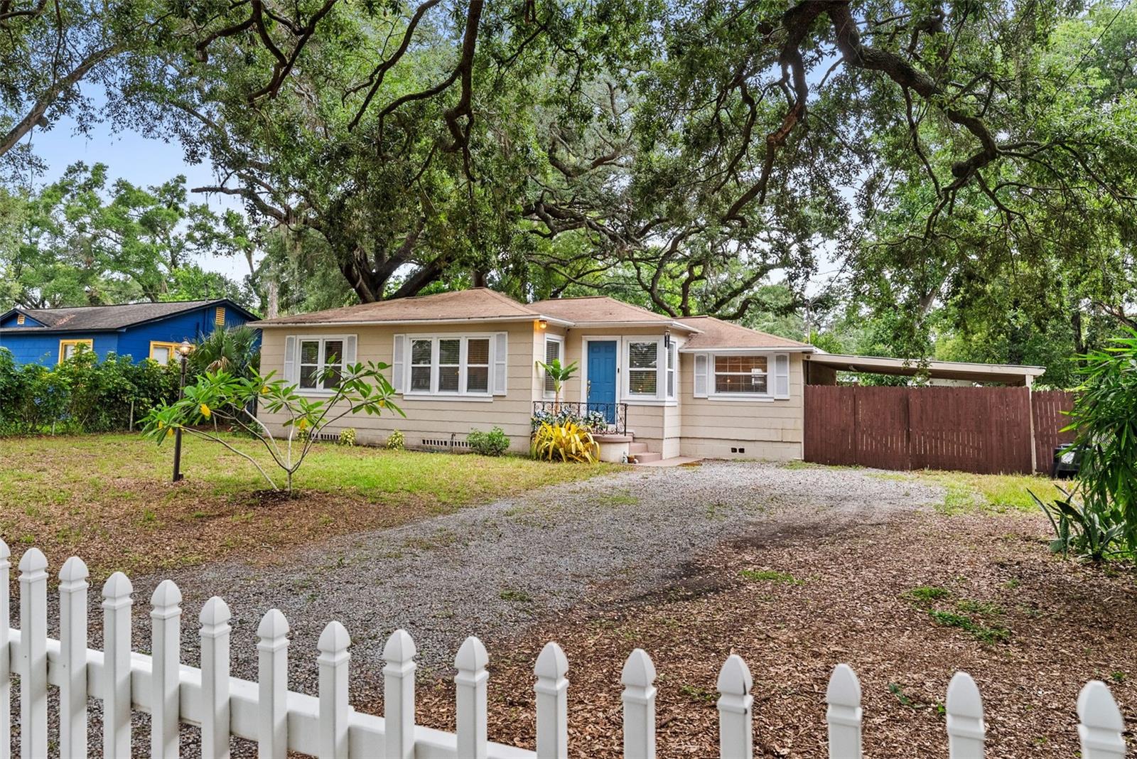 WINIFRED PARK - Residential