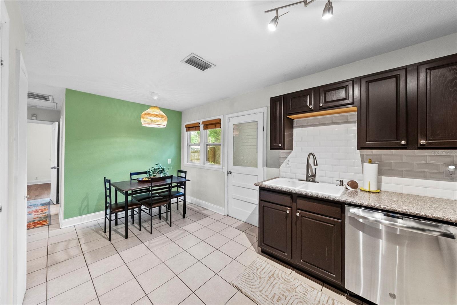 WINIFRED PARK - Residential