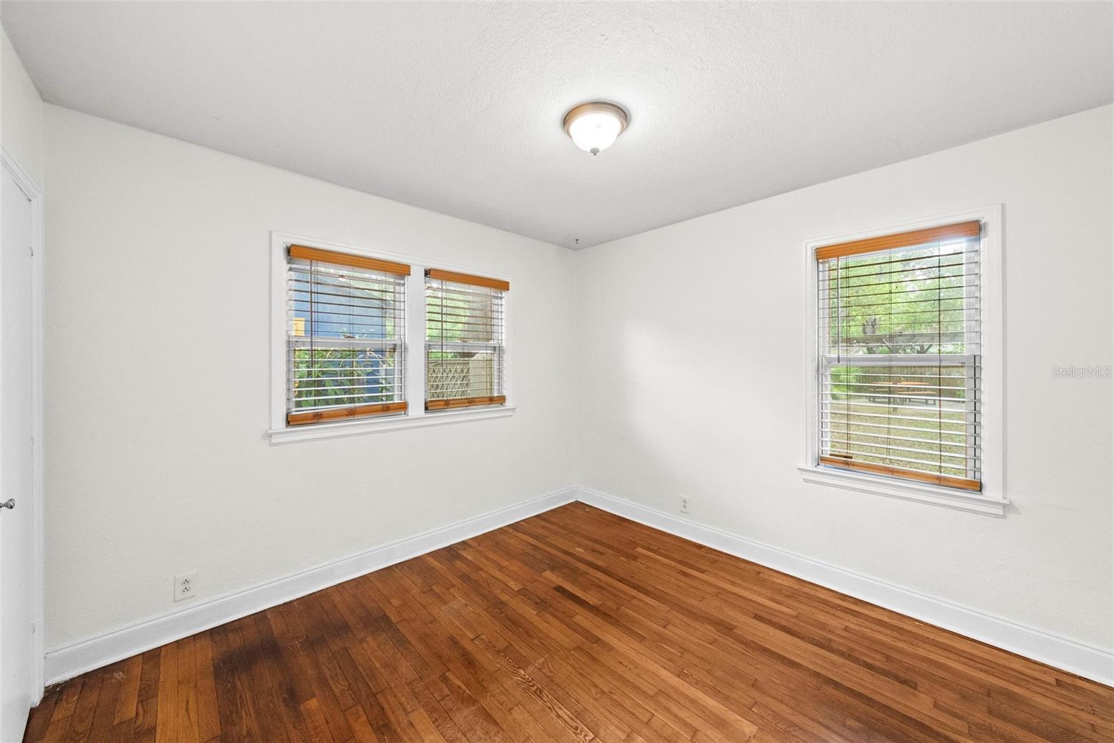 WINIFRED PARK - Residential
