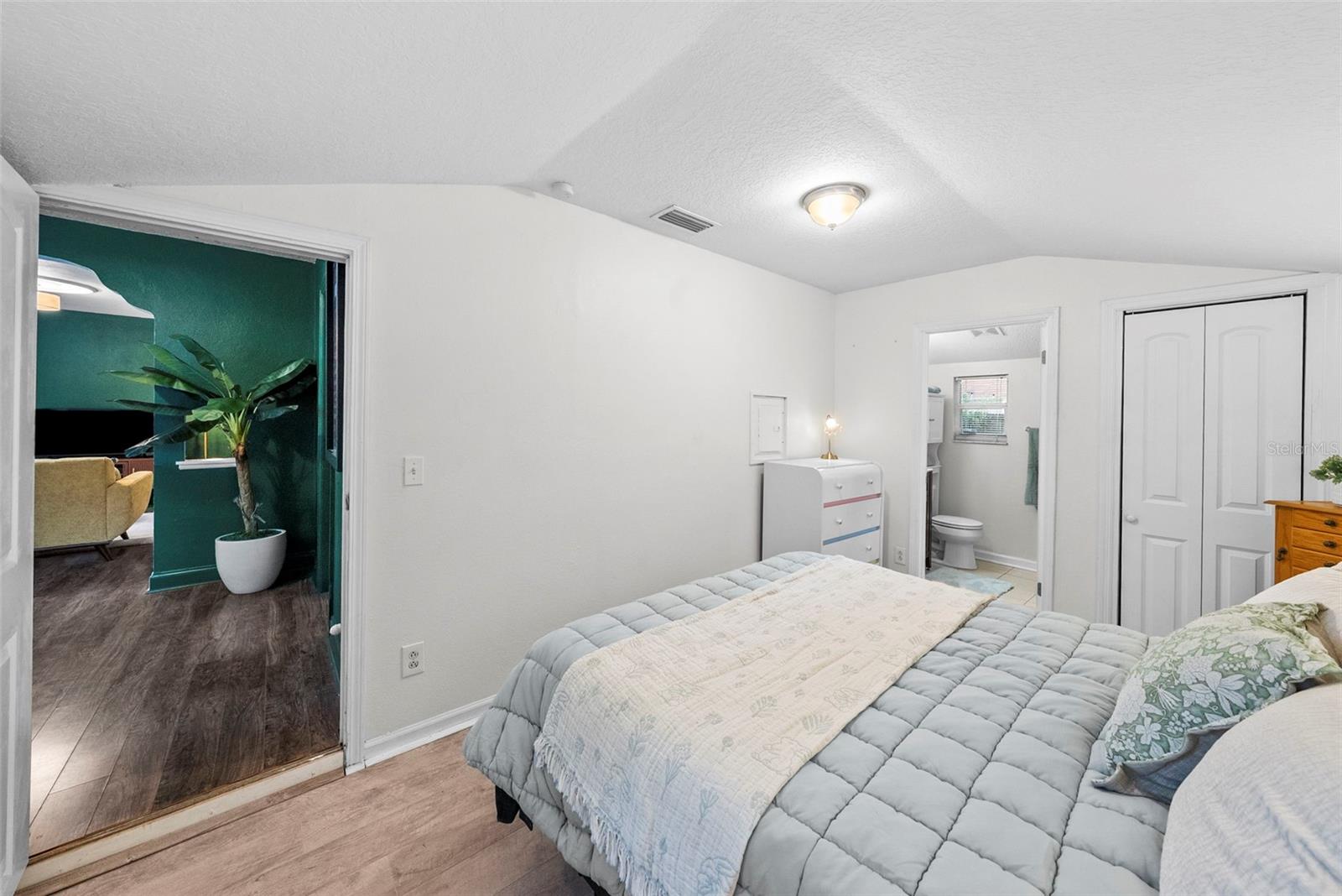 WINIFRED PARK - Residential