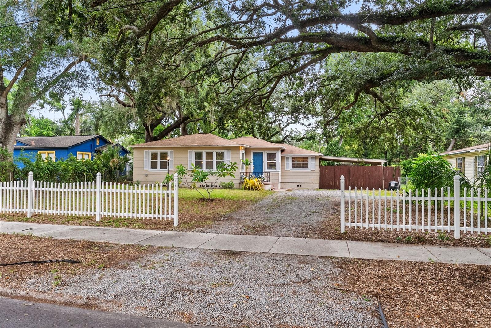 WINIFRED PARK - Residential