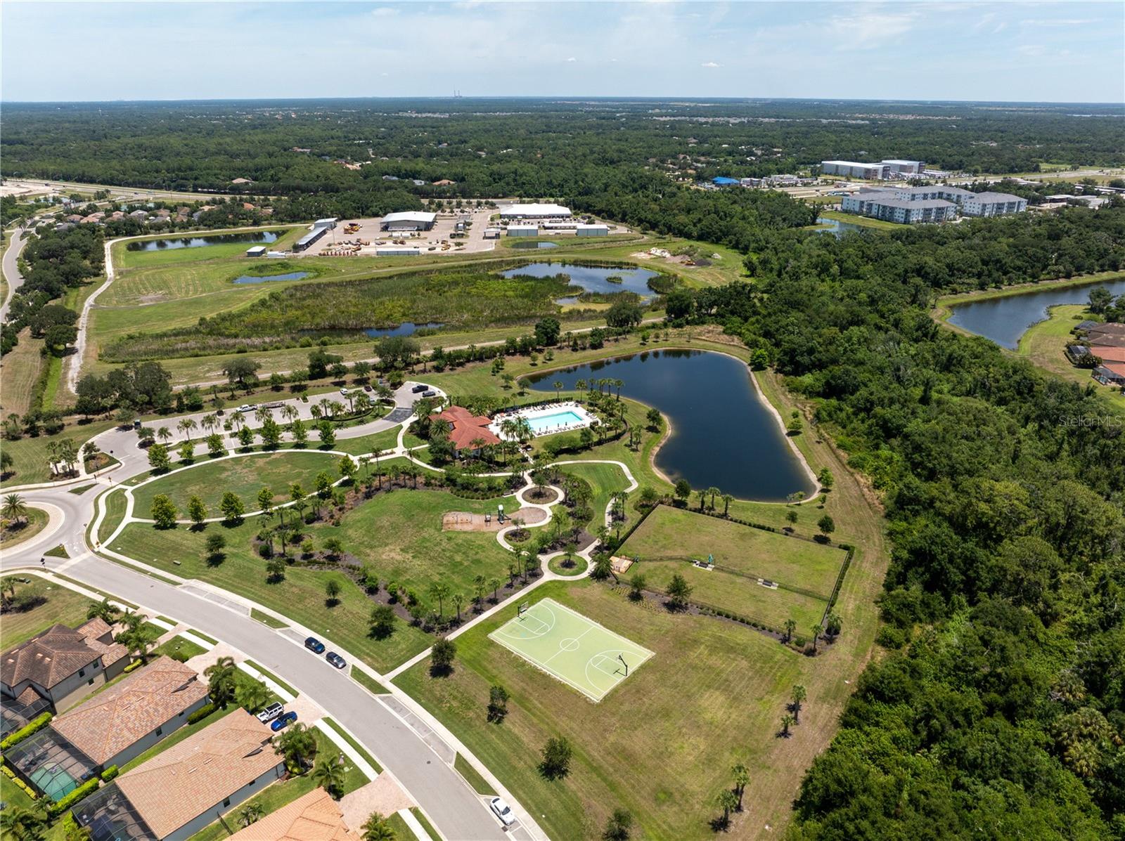 SAVANNA AT LAKEWOOD RANCH PH III 3ABD - Residential