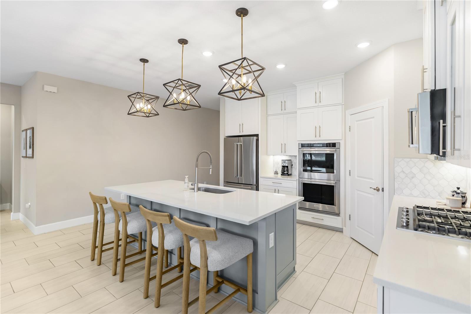 SAVANNA AT LAKEWOOD RANCH PH III 3ABD - Residential