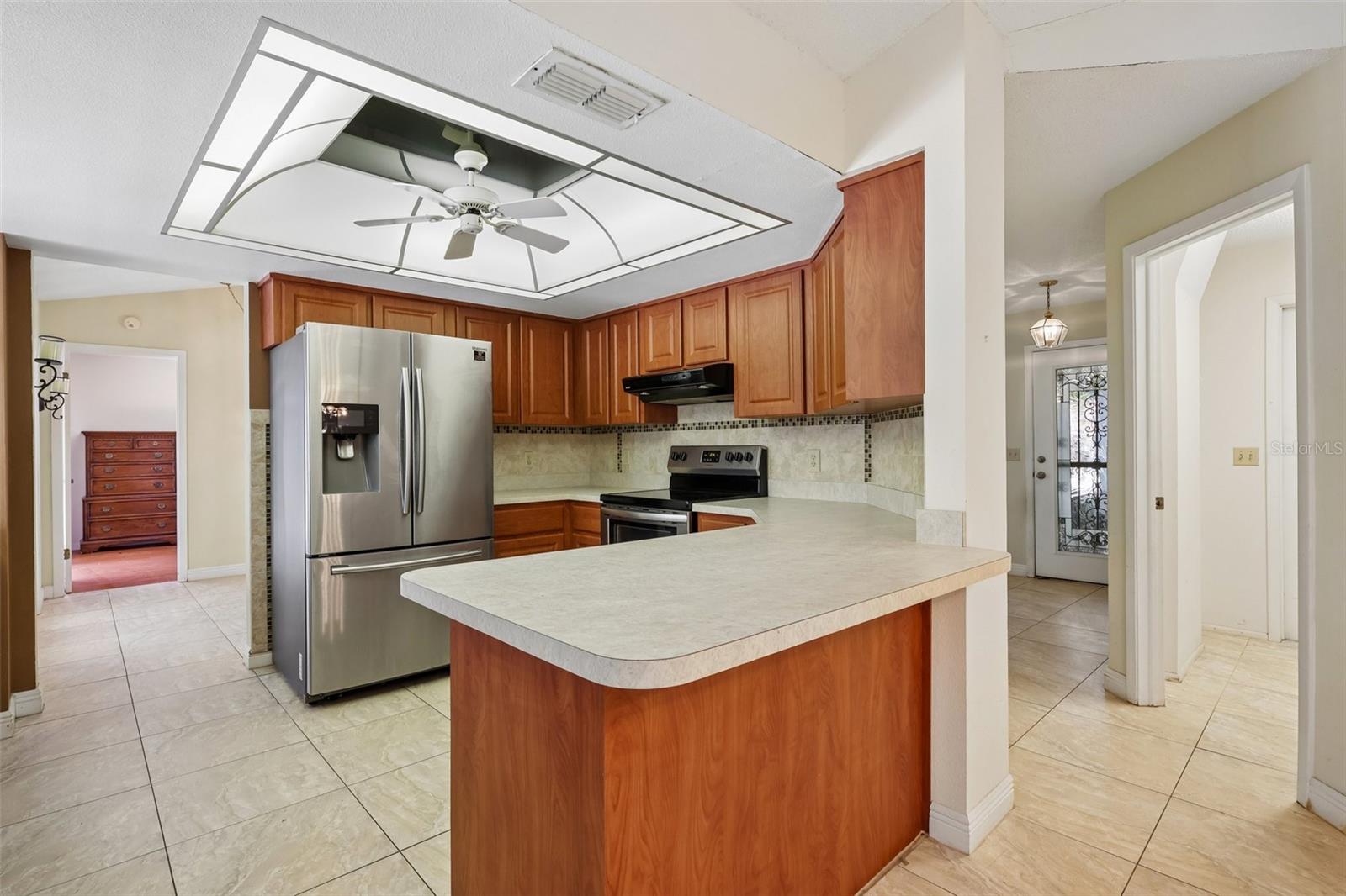 FAIRWAY OAKS - Residential
