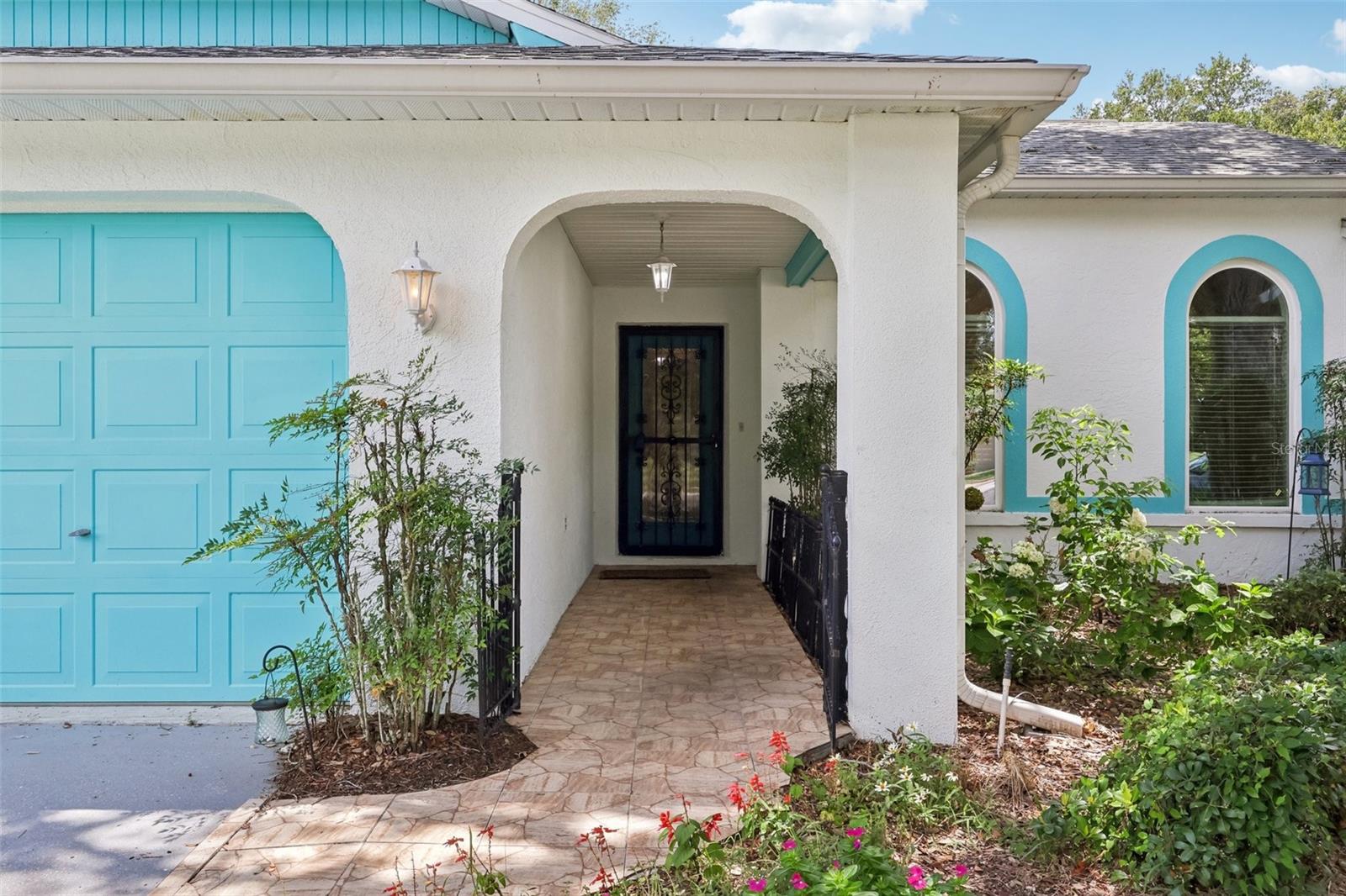FAIRWAY OAKS - Residential
