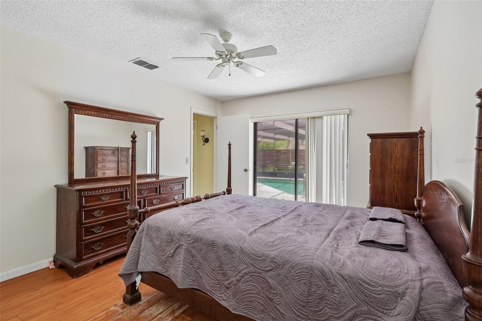 FAIRWAY OAKS - Residential