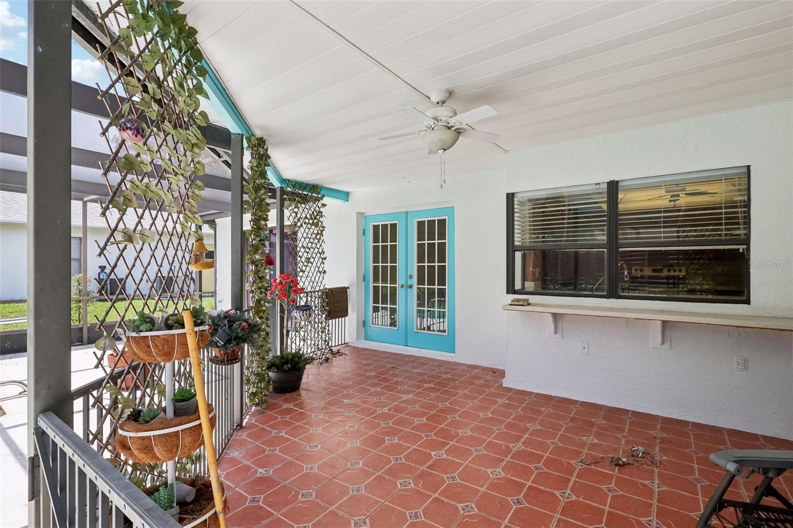 FAIRWAY OAKS - Residential