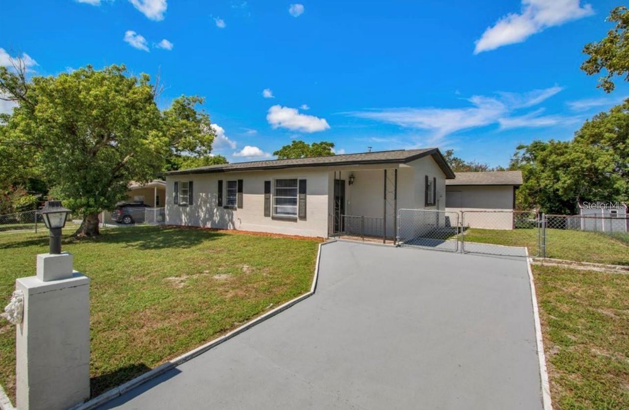 DELTONA LAKES UNIT 74 - Residential