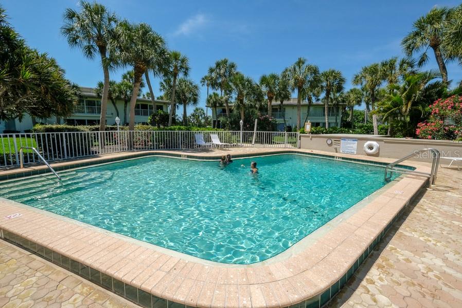 WHITNEY BEACH - Residential