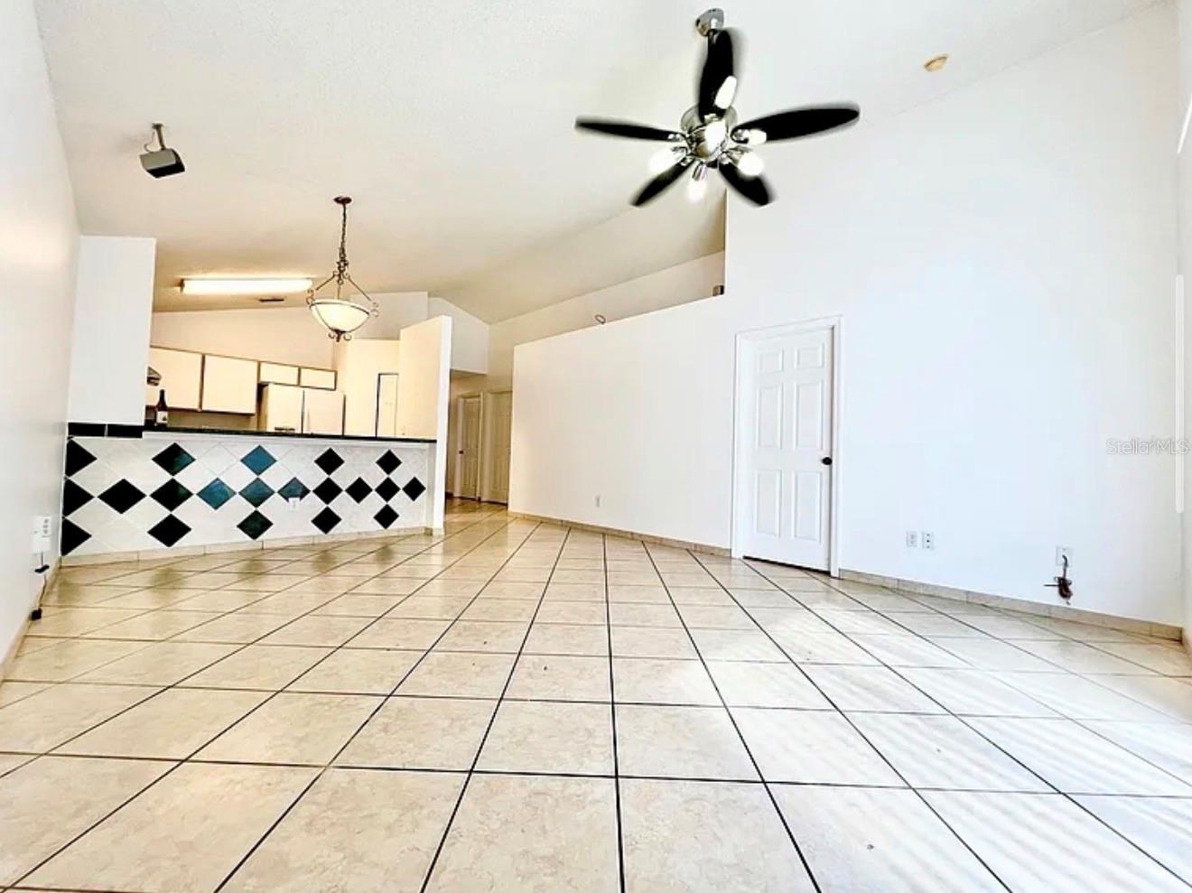 LAKE PICKETT MANOR - Residential Lease
