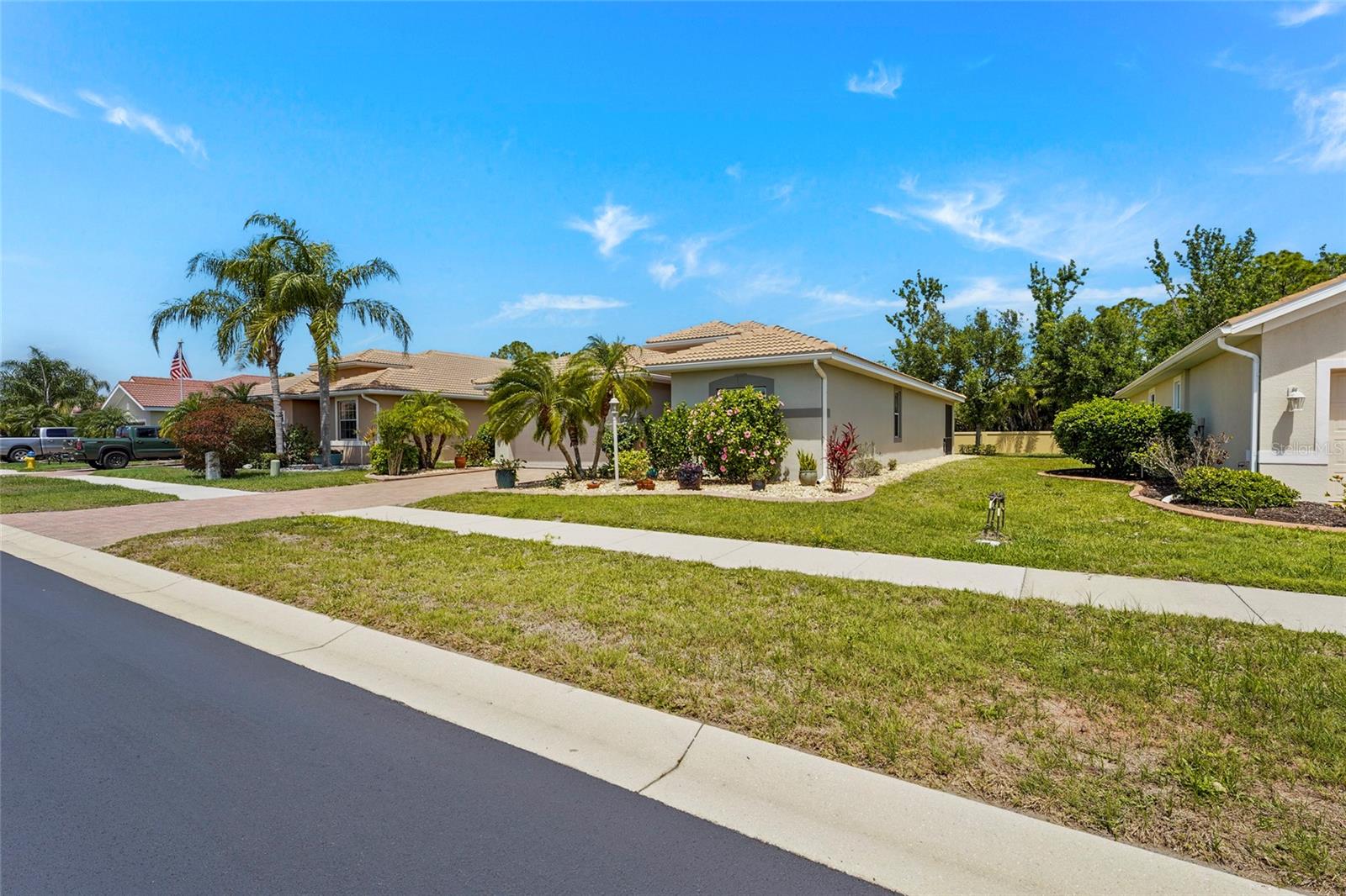 TALON BAY - Residential
