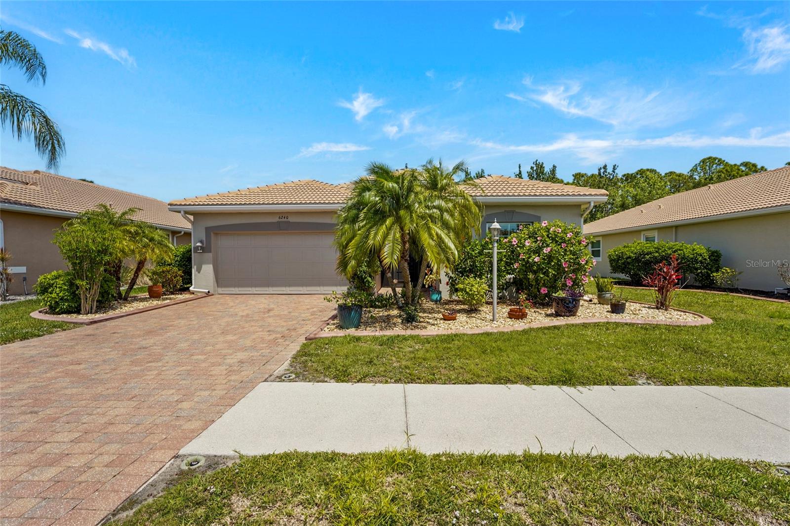 TALON BAY - Residential