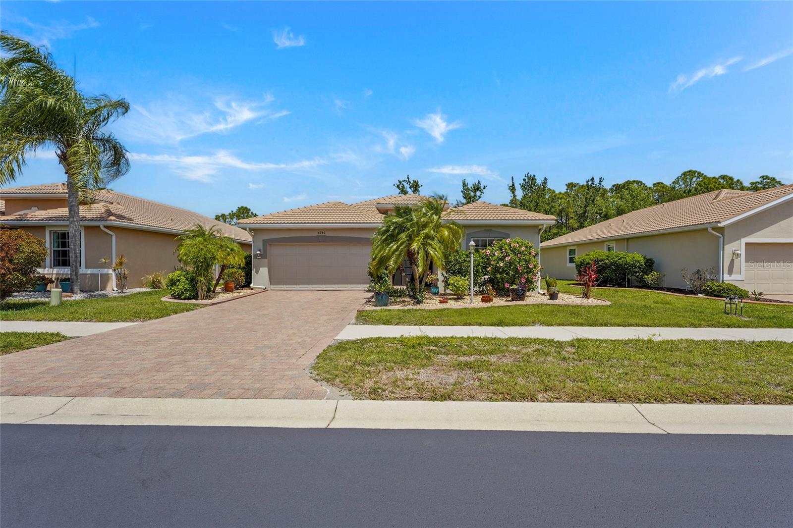 TALON BAY - Residential