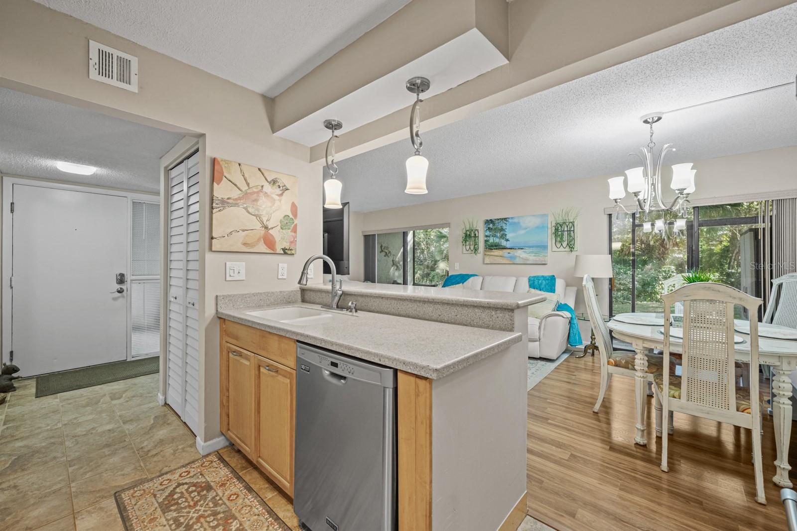 CONQUISTADOR CONDO - Residential