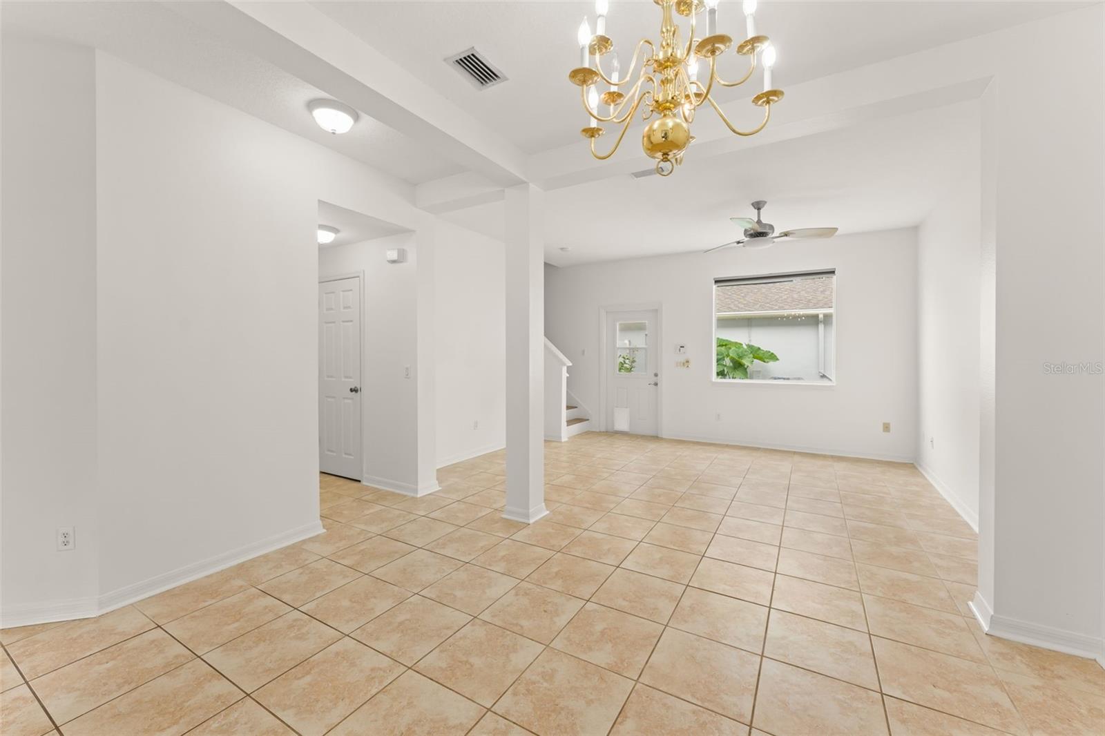 LAKES OF WINDERMERE - LAKE REAMS TOWNHOMES - Residential