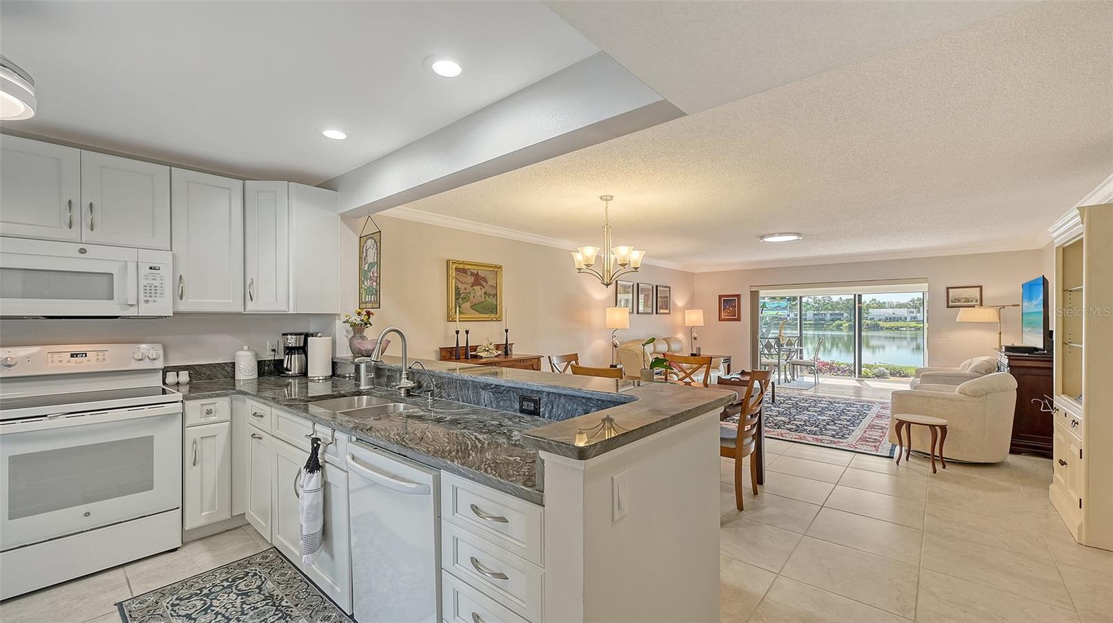 SPRING LAKES II - Residential