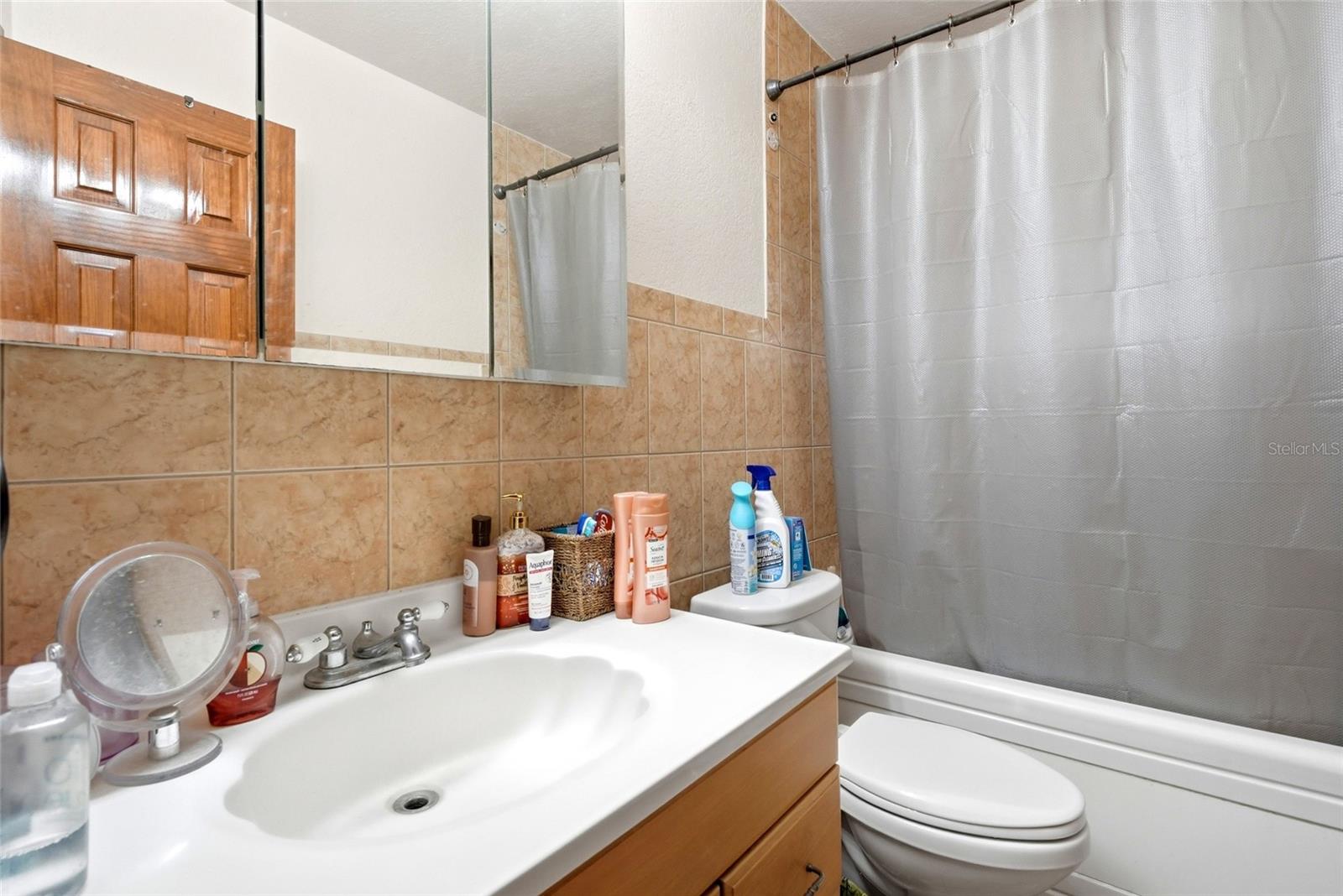 GLENSIDE SUB - Residential Income