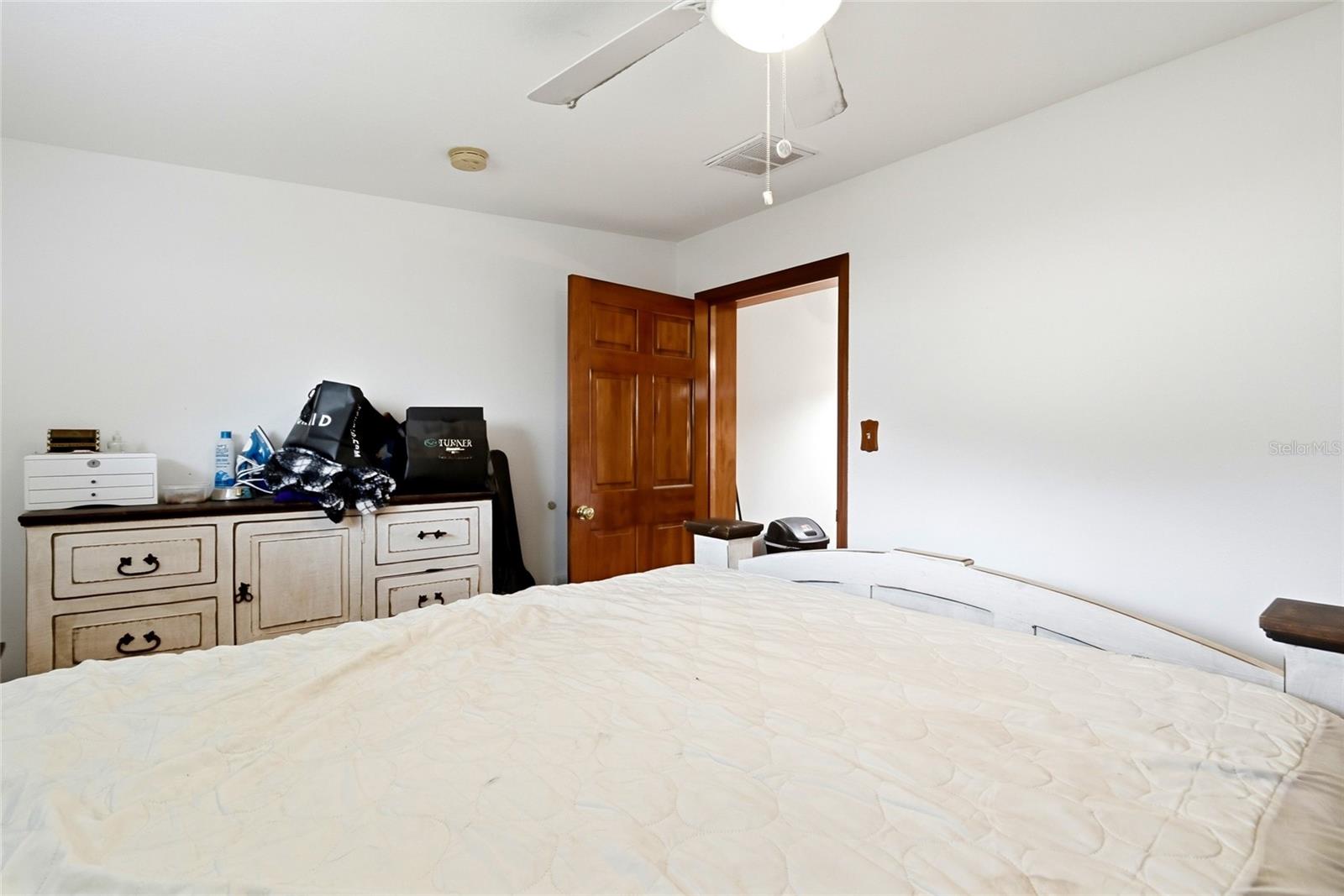 GLENSIDE SUB - Residential Income