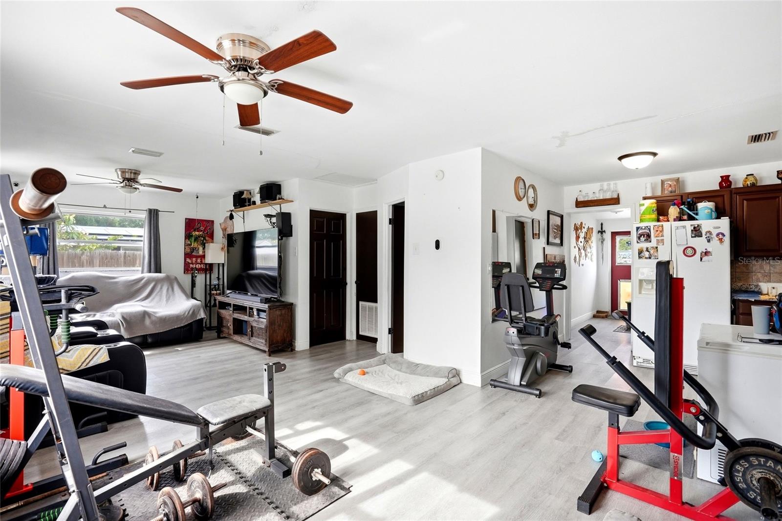 GLENSIDE SUB - Residential Income