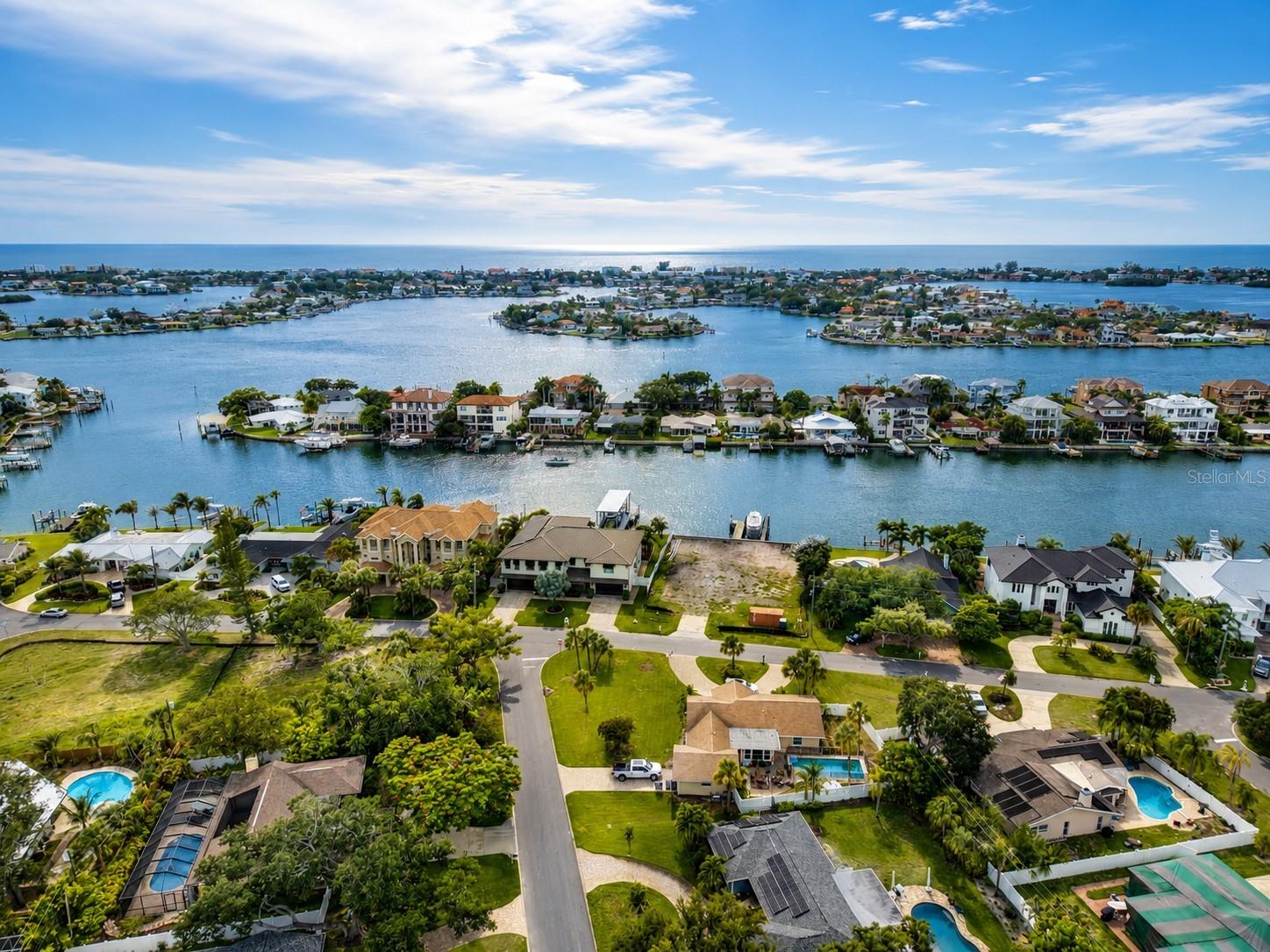 HARBOR BLUFFS SEC 3 - Residential