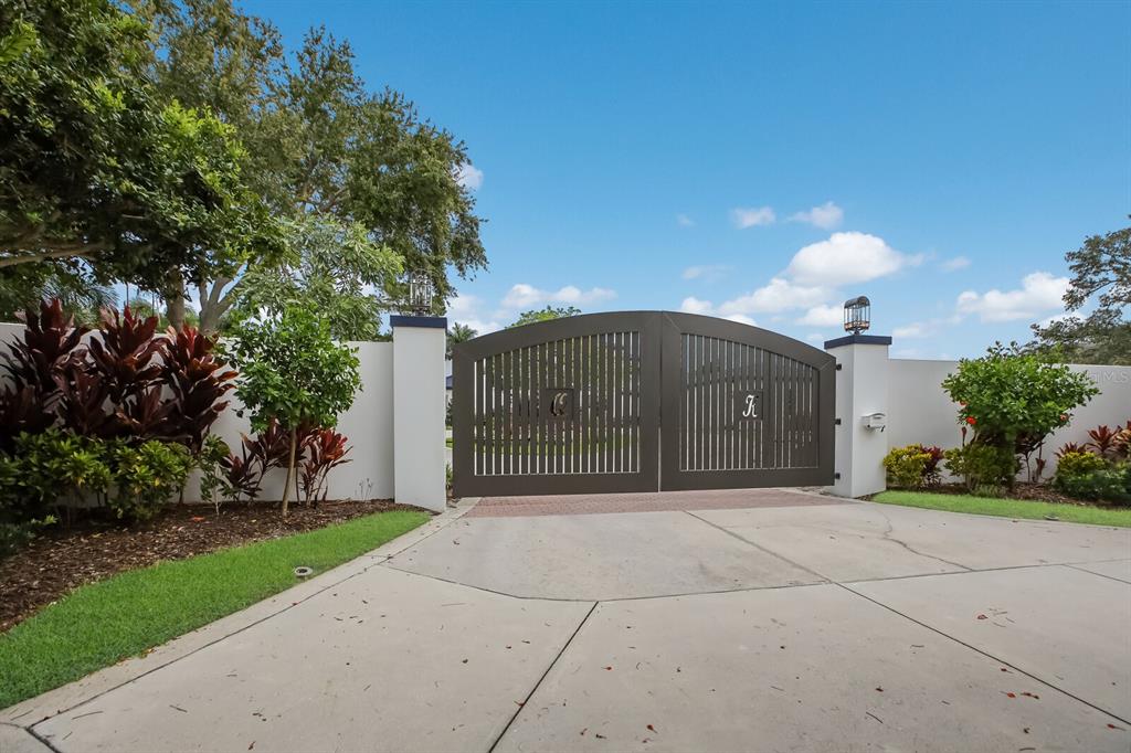 PALMA SOLA - Residential