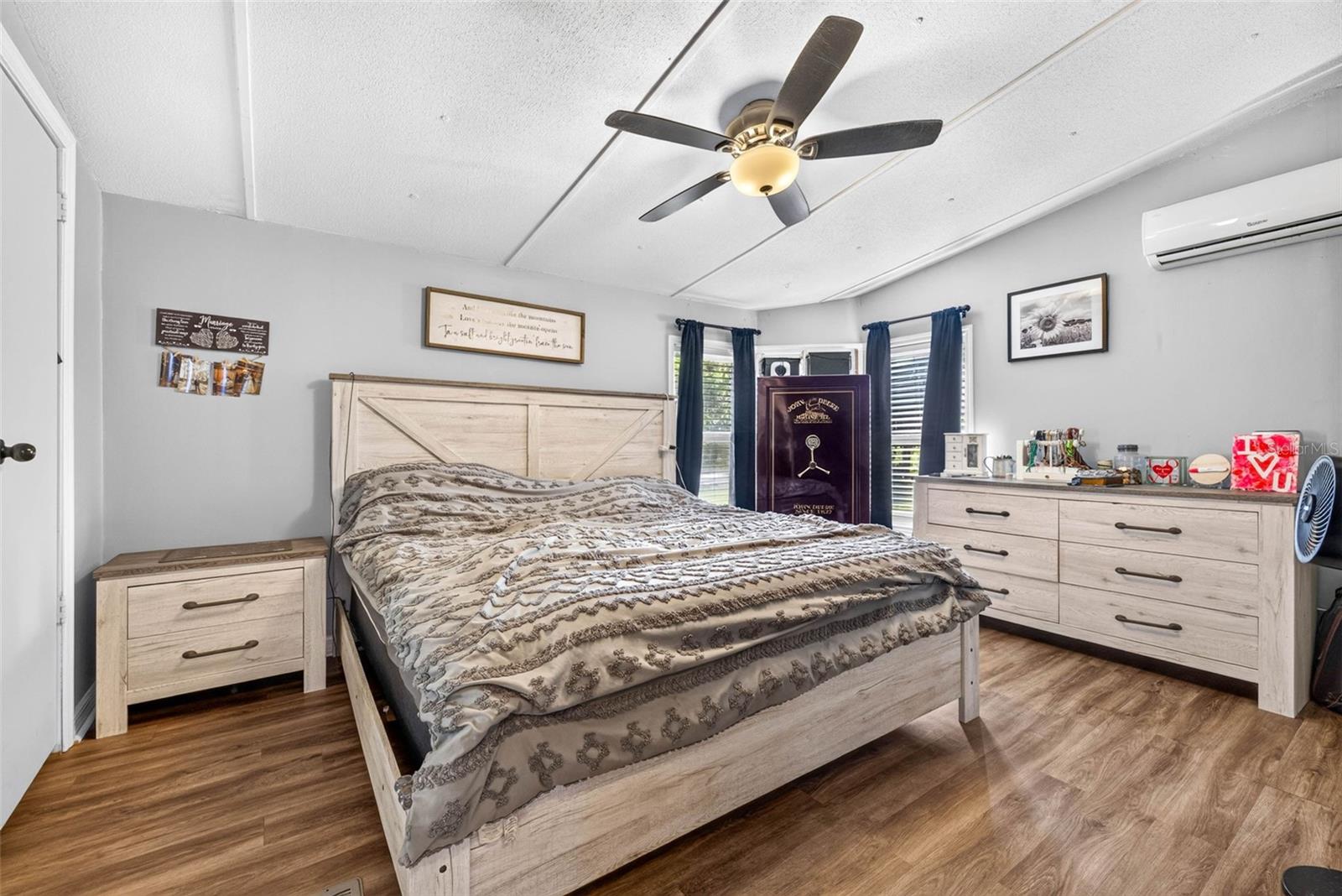 WHEATFIELD PLACE - Residential