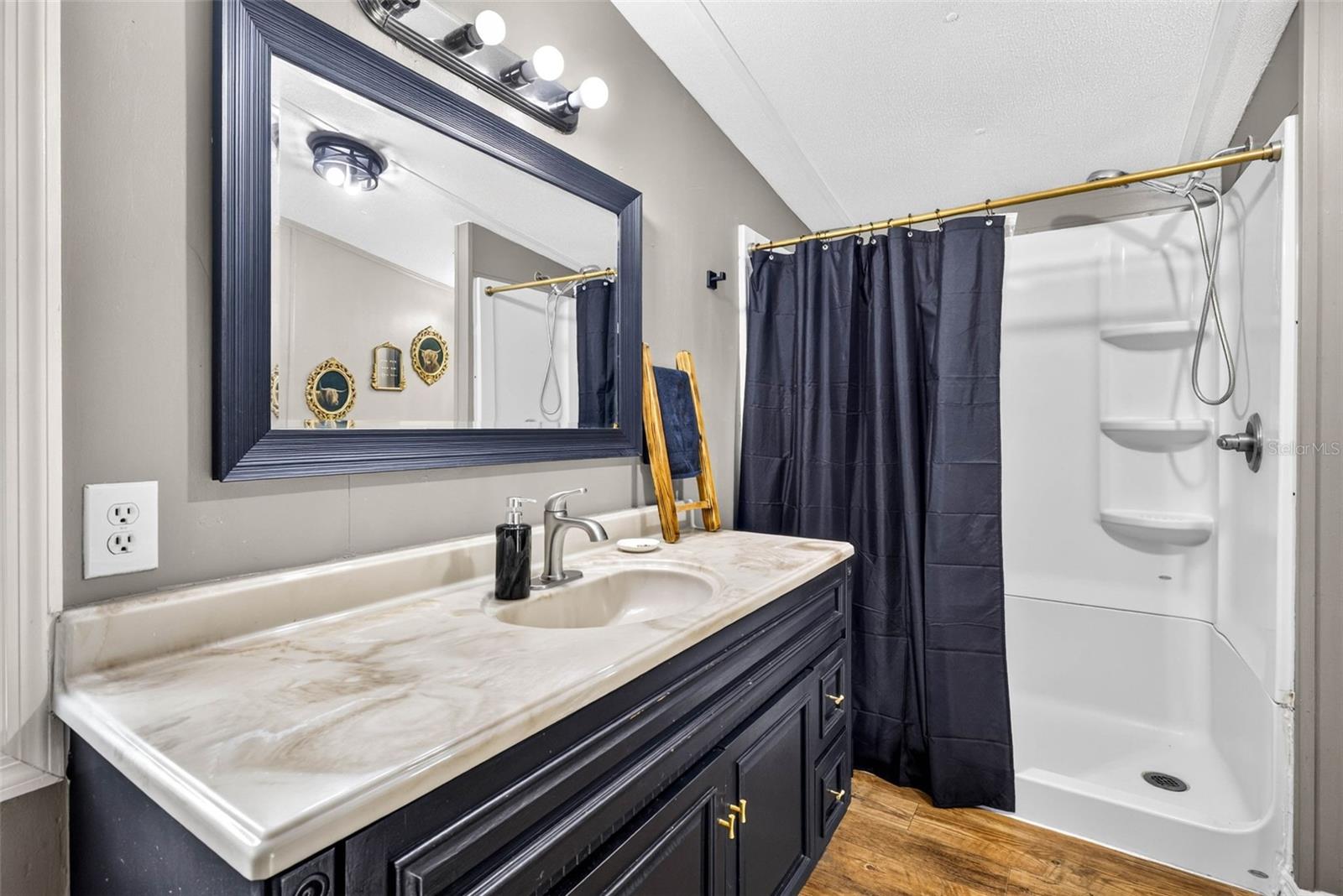 WHEATFIELD PLACE - Residential