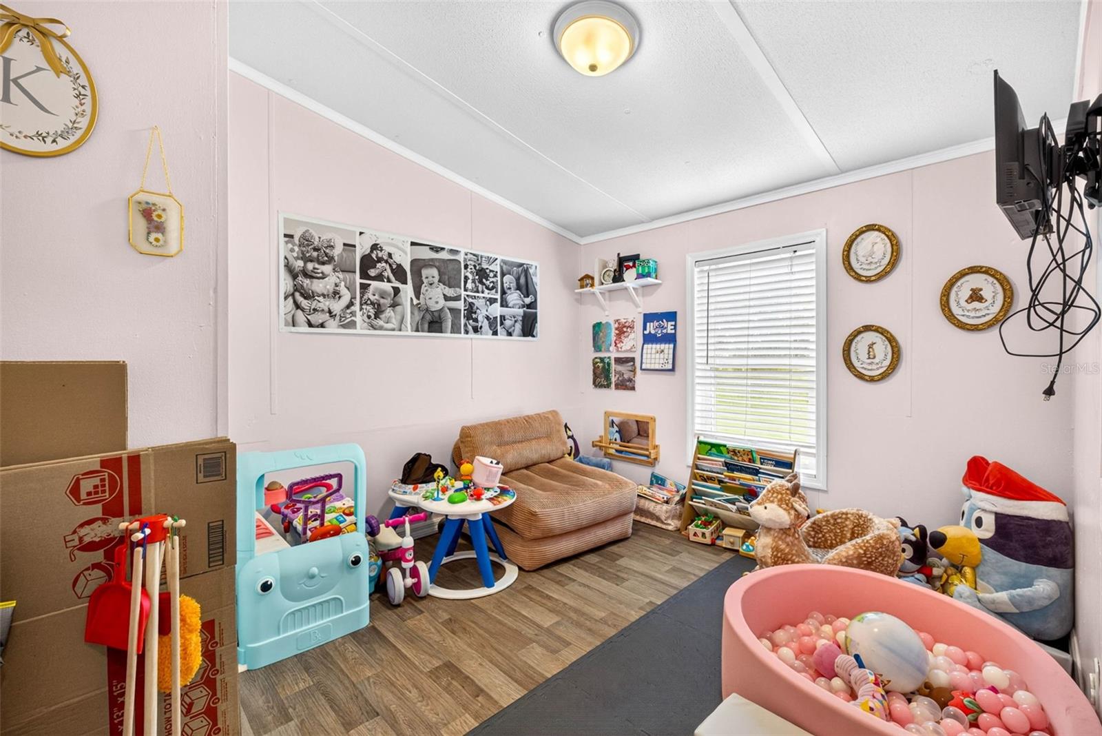 WHEATFIELD PLACE - Residential