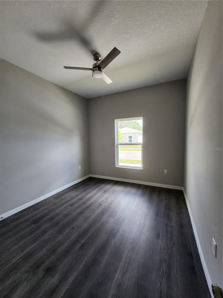 KNOLL PINE - Residential