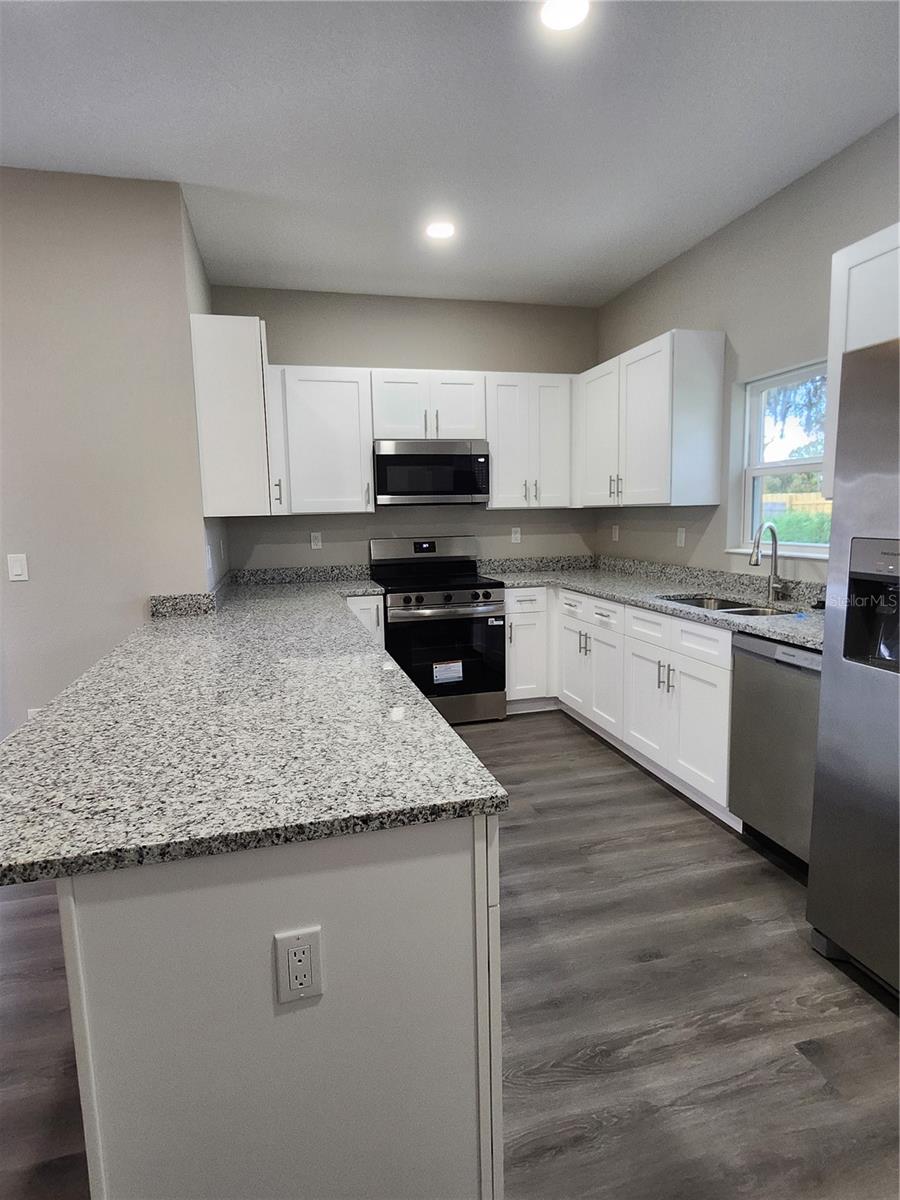 KNOLL PINE - Residential