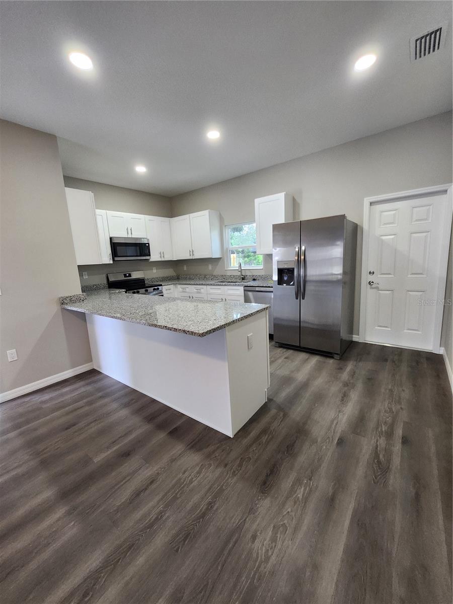 KNOLL PINE - Residential