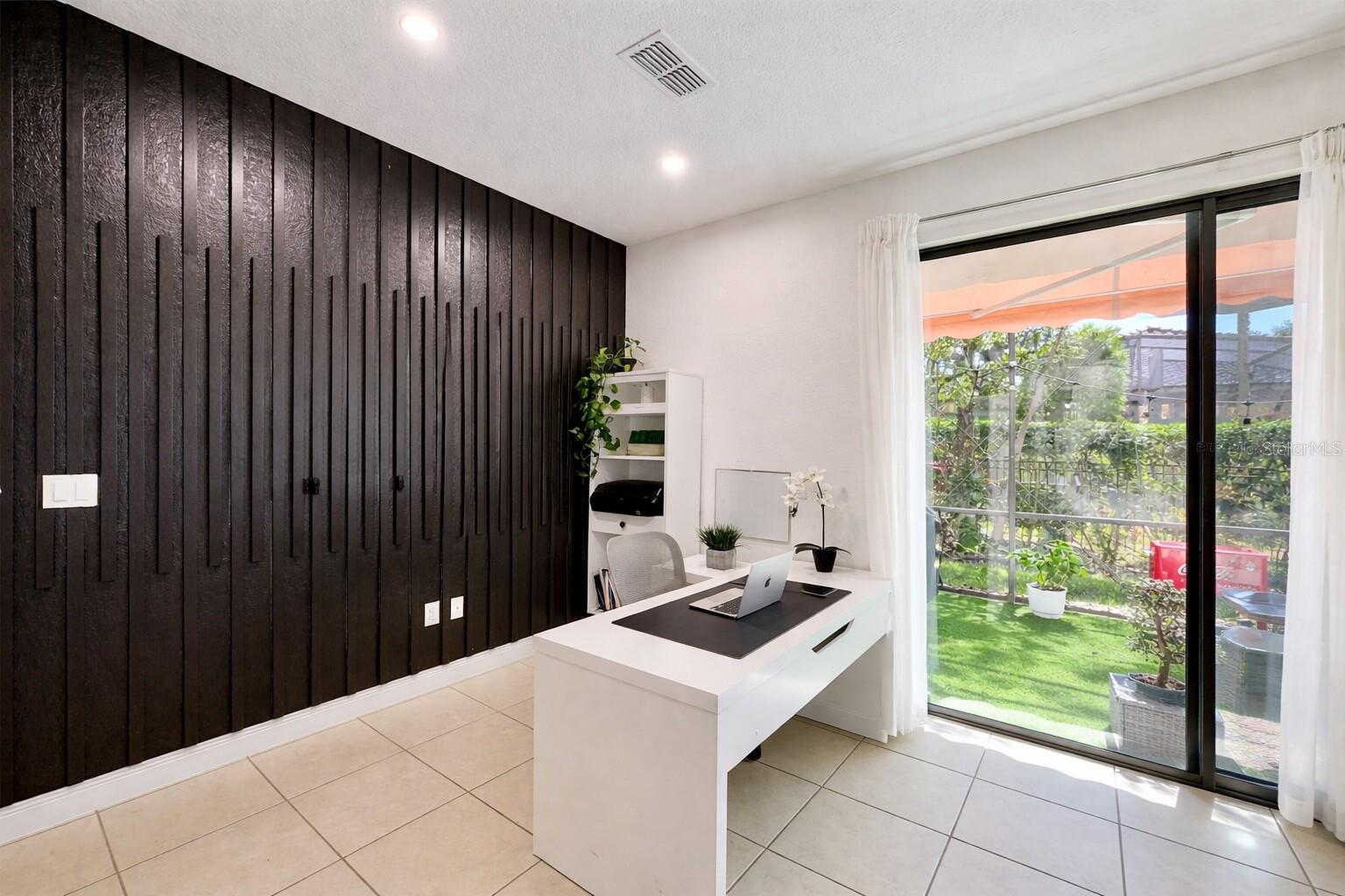 EAGLE CRK PH 1 VILLAGE D - Residential Lease