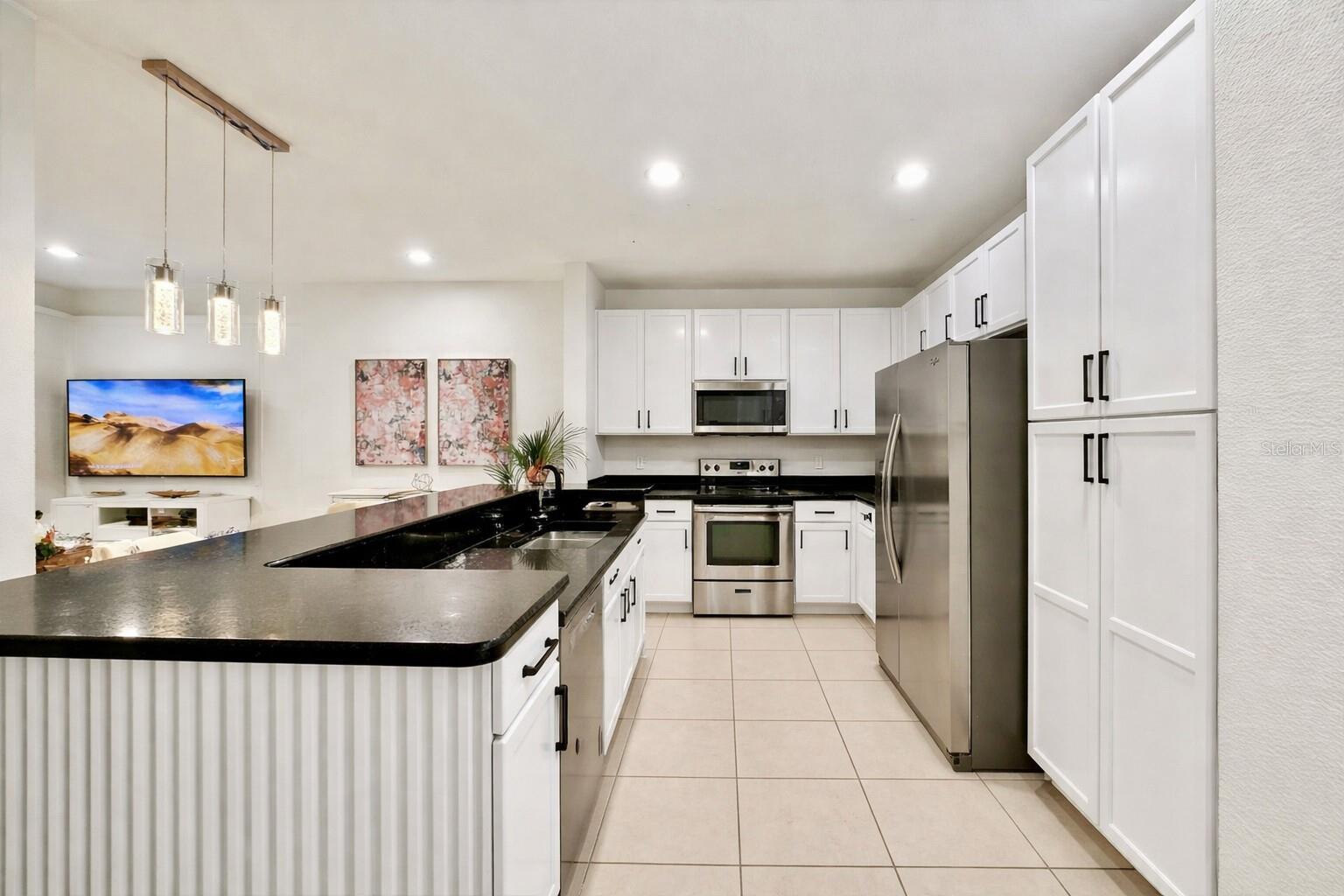 EAGLE CRK PH 1 VILLAGE D - Residential Lease