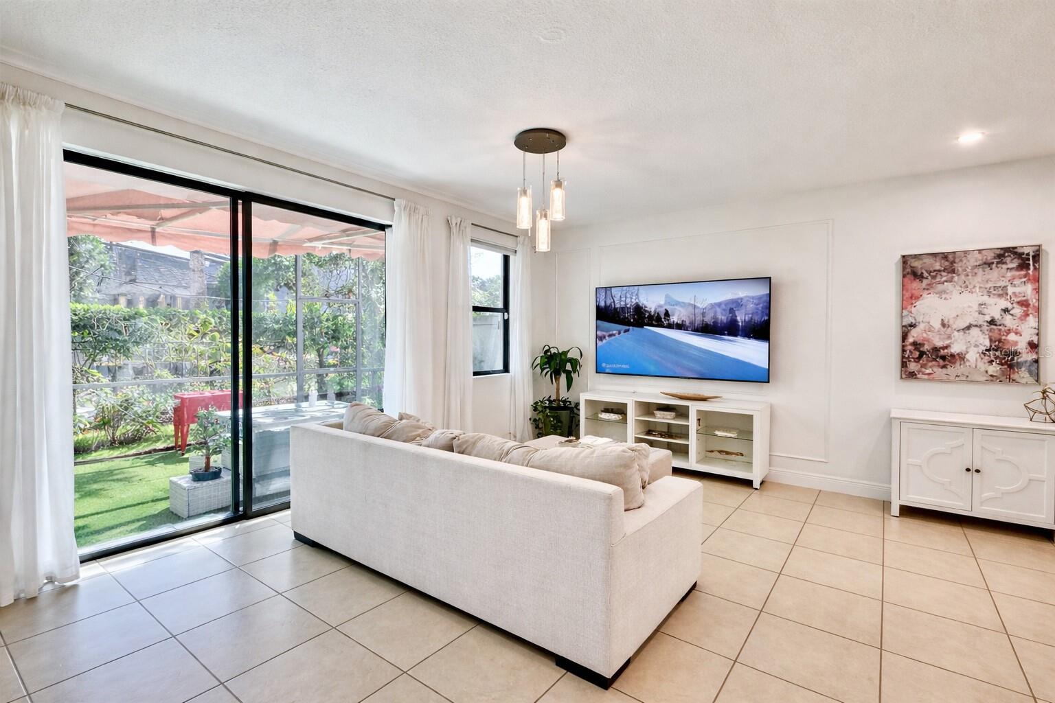 EAGLE CRK PH 1 VILLAGE D - Residential Lease