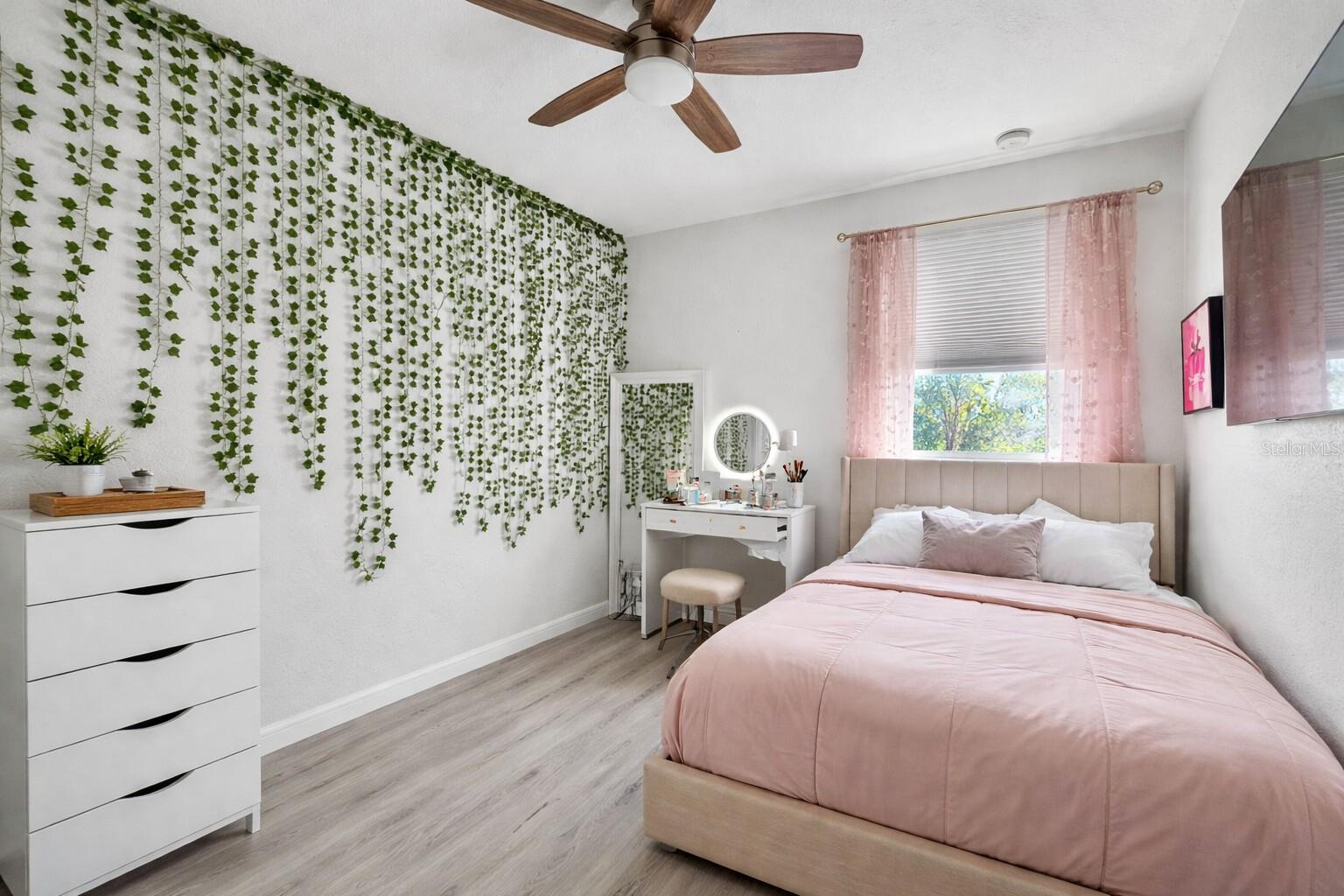 EAGLE CRK PH 1 VILLAGE D - Residential Lease