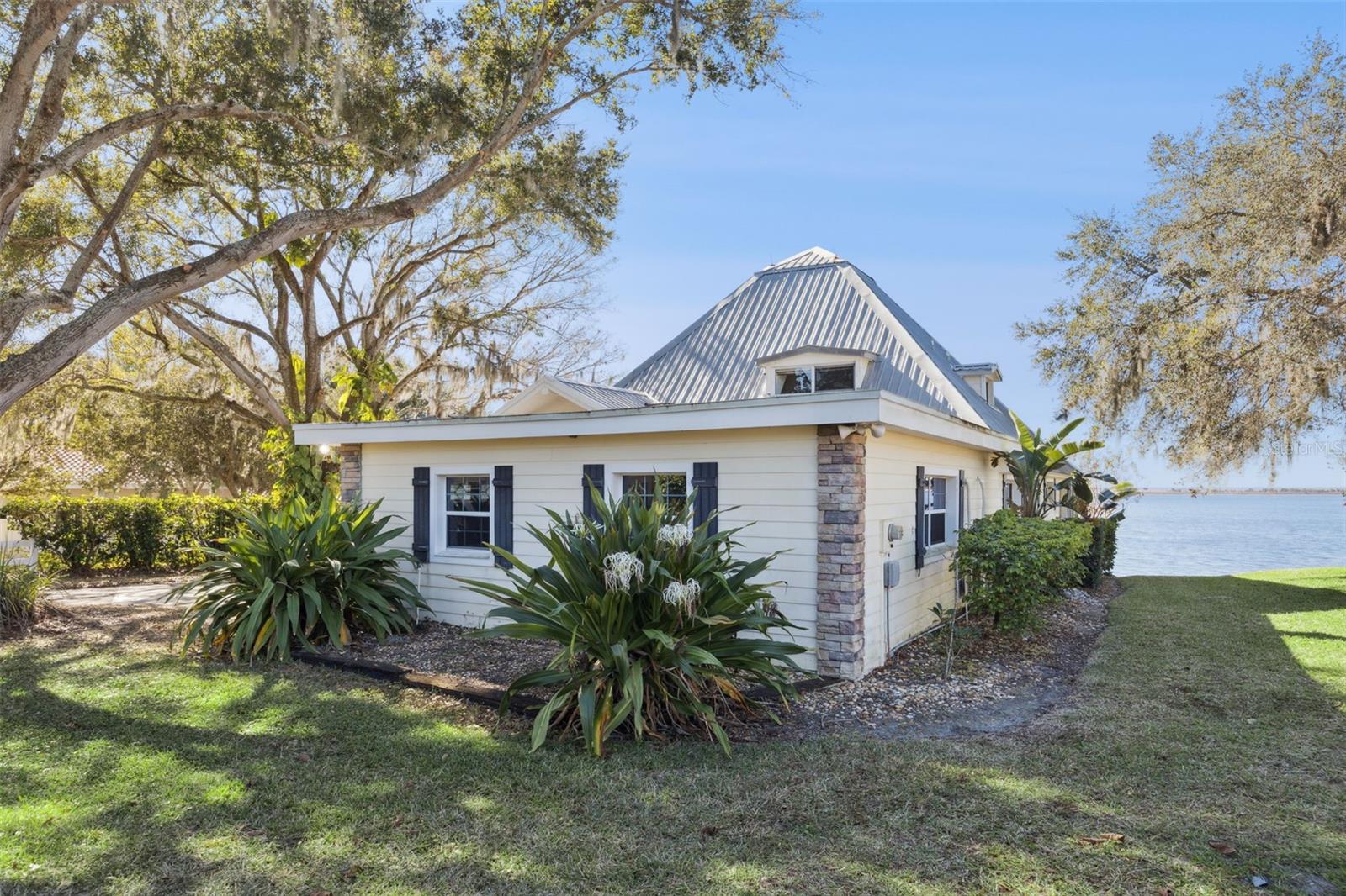 CROOKED LAKE REP - Residential