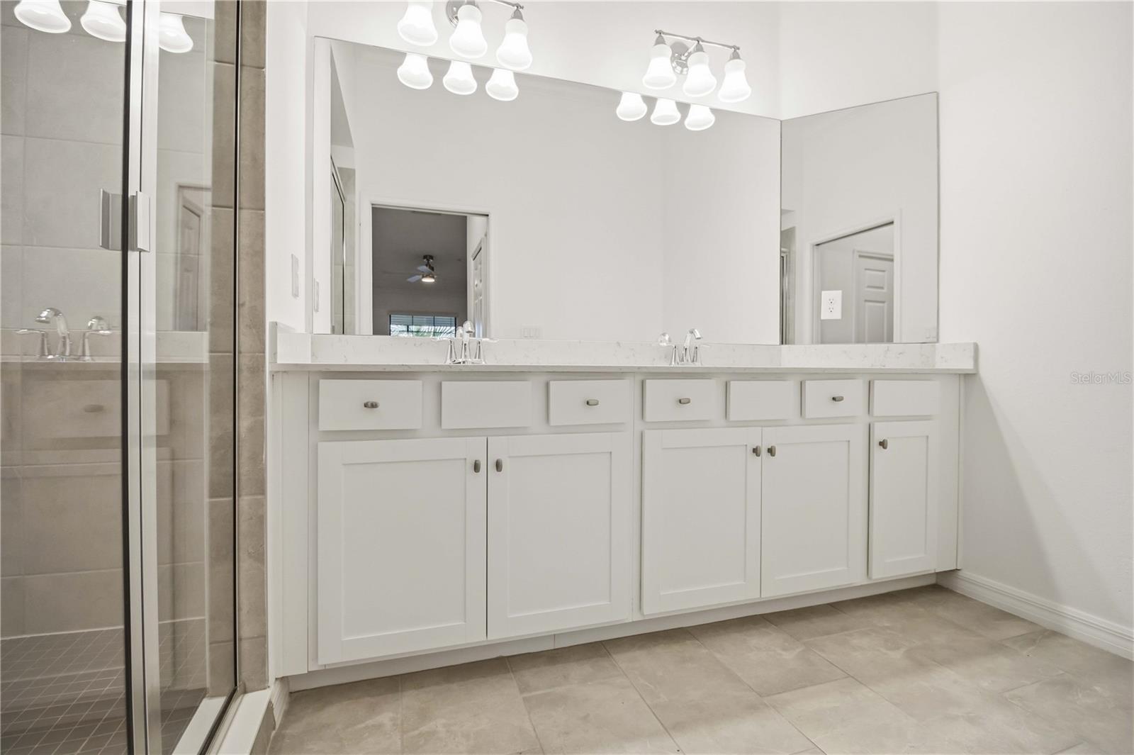 VERANDA VI AT LAKEWOOD NATIONAL PH III - Residential