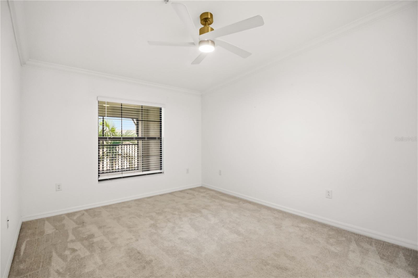 VERANDA VI AT LAKEWOOD NATIONAL PH III - Residential