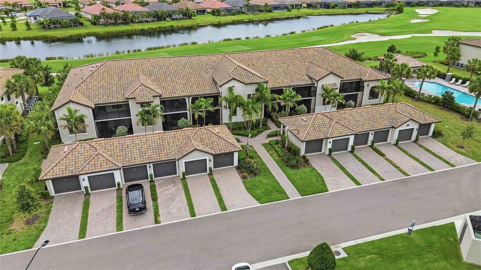 VERANDA VI AT LAKEWOOD NATIONAL PH III - Residential