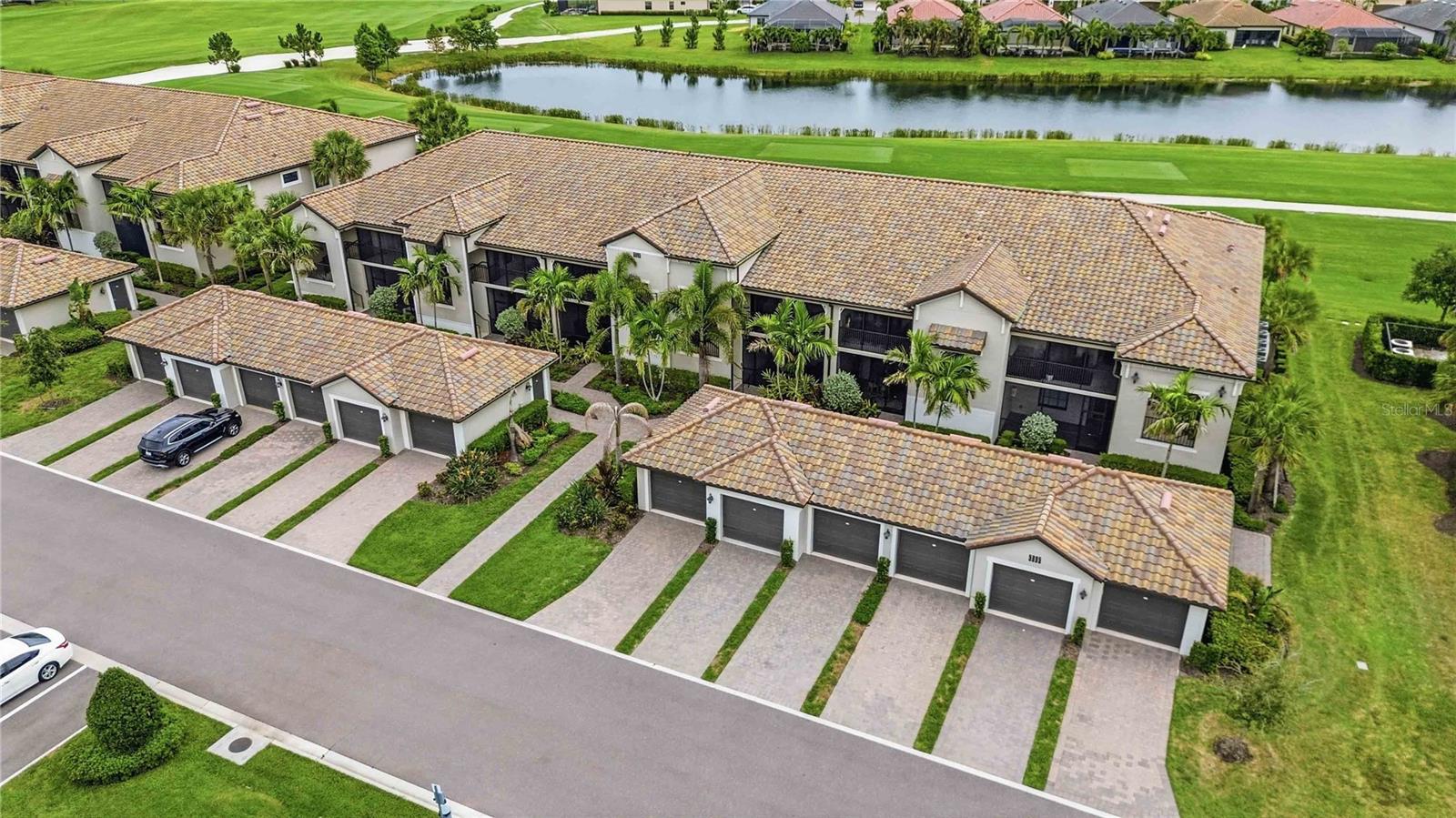 VERANDA VI AT LAKEWOOD NATIONAL PH III - Residential