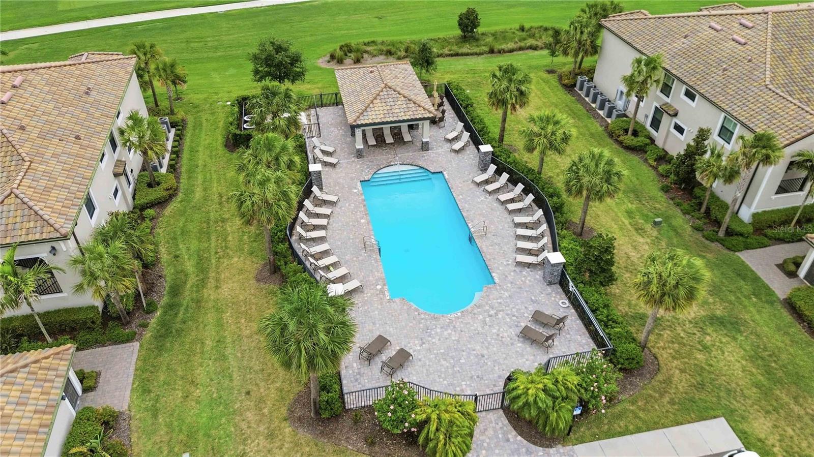 VERANDA VI AT LAKEWOOD NATIONAL PH III - Residential