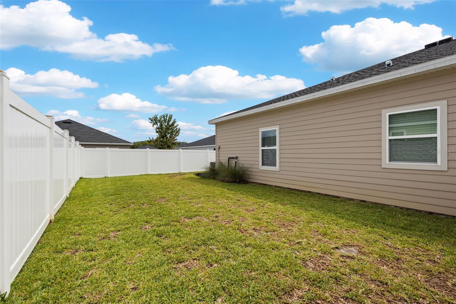 COUNTRY LANE ESTATES - Residential