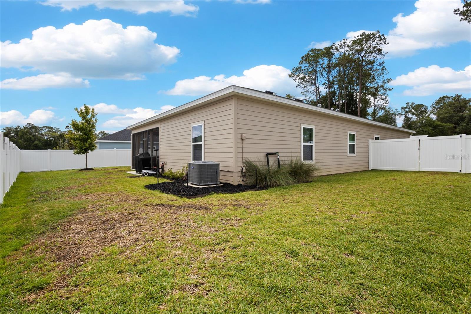 COUNTRY LANE ESTATES - Residential