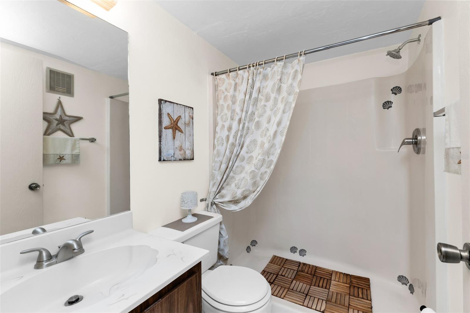 LAKESHORE CHARLOTTE COUNTY PH 03 - Residential